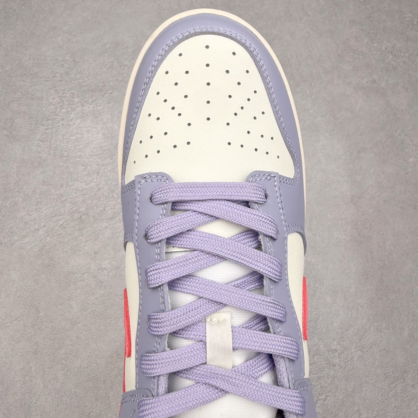 图片[4]-＃福利特价 NK SB Dunk Low 低帮系列滑板鞋 白菜价 万双库存轰炸 大厂出品 极力推荐 全套原楦原模倾力打造完美版型 独家原厂航空铝磨具打磨大底 鞋头坡度极致还原 原盒原配 尺码：36 36.5 37.5 38 38.5 39 40 40.5 41 42 42.5 43 44 44.5 45 46 47.5-选品中心