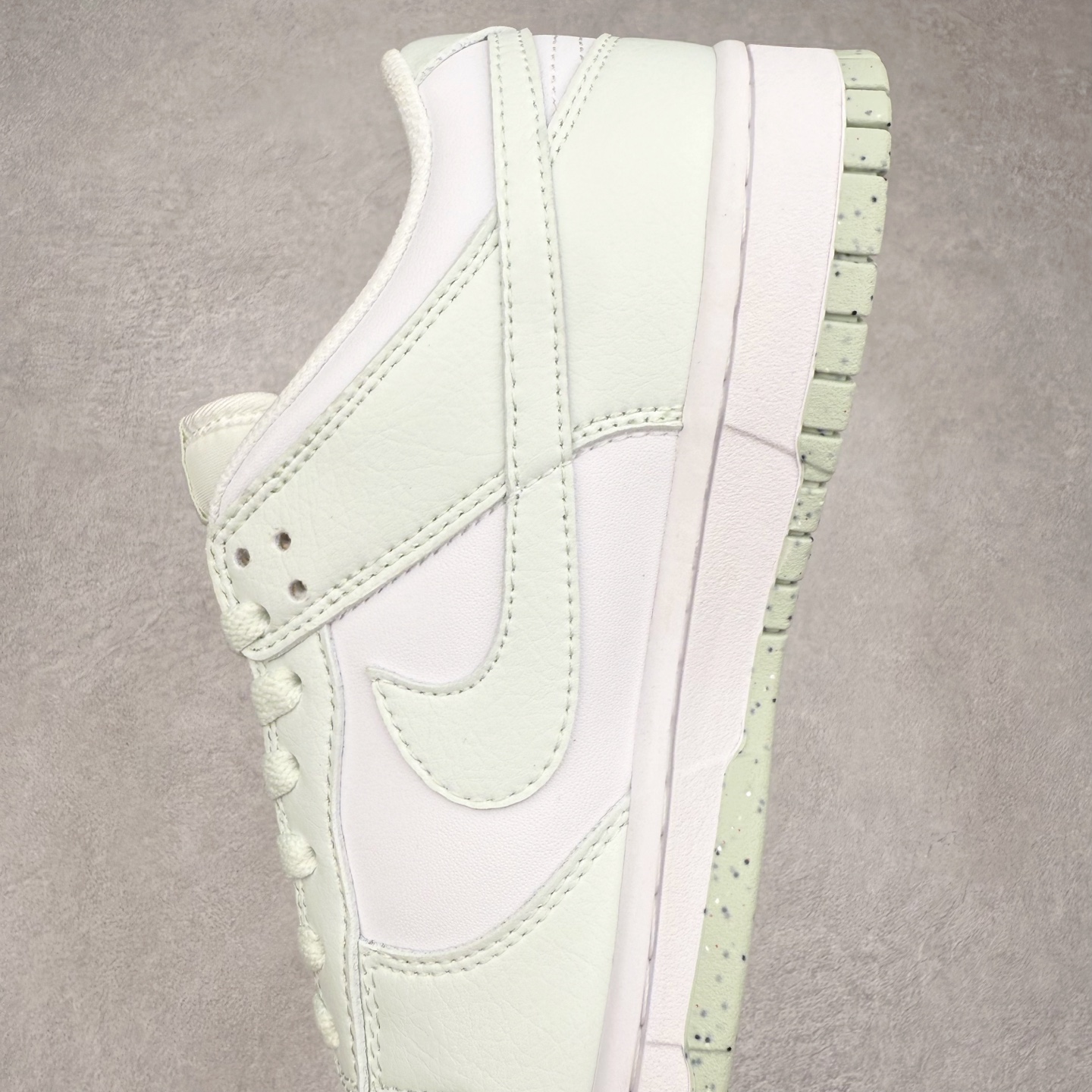 图片[7]-＃福利特价 NK SB Dunk Low 低帮系列滑板鞋 白菜价 万双库存轰炸 大厂出品 极力推荐 全套原楦原模倾力打造完美版型 独家原厂航空铝磨具打磨大底 鞋头坡度极致还原 原盒原配 尺码：36 36.5 37.5 38 38.5 39 40 40.5 41 42 42.5 43 44 44.5 45 46 47.5-选品中心