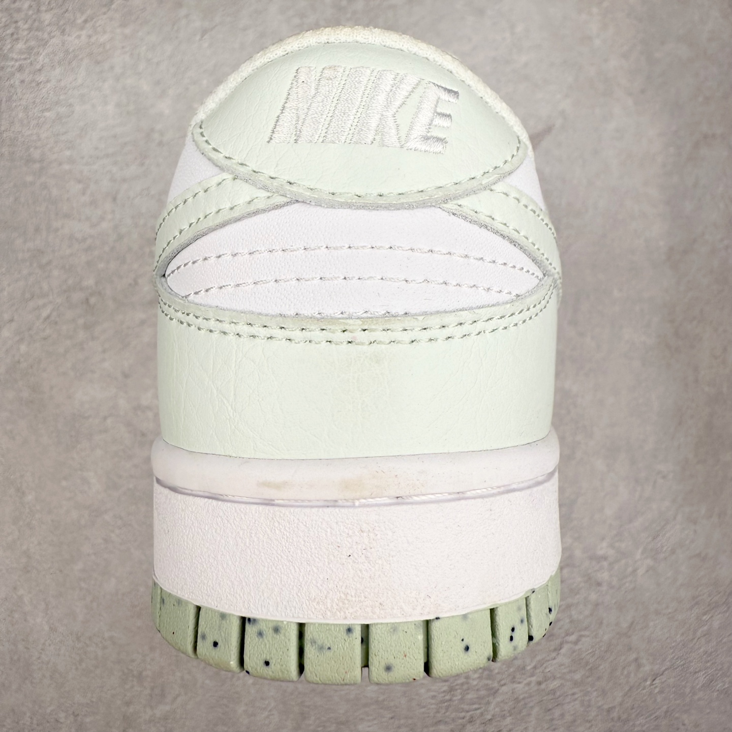 图片[8]-＃福利特价 NK SB Dunk Low 低帮系列滑板鞋 白菜价 万双库存轰炸 大厂出品 极力推荐 全套原楦原模倾力打造完美版型 独家原厂航空铝磨具打磨大底 鞋头坡度极致还原 原盒原配 尺码：36 36.5 37.5 38 38.5 39 40 40.5 41 42 42.5 43 44 44.5 45 46 47.5-选品中心