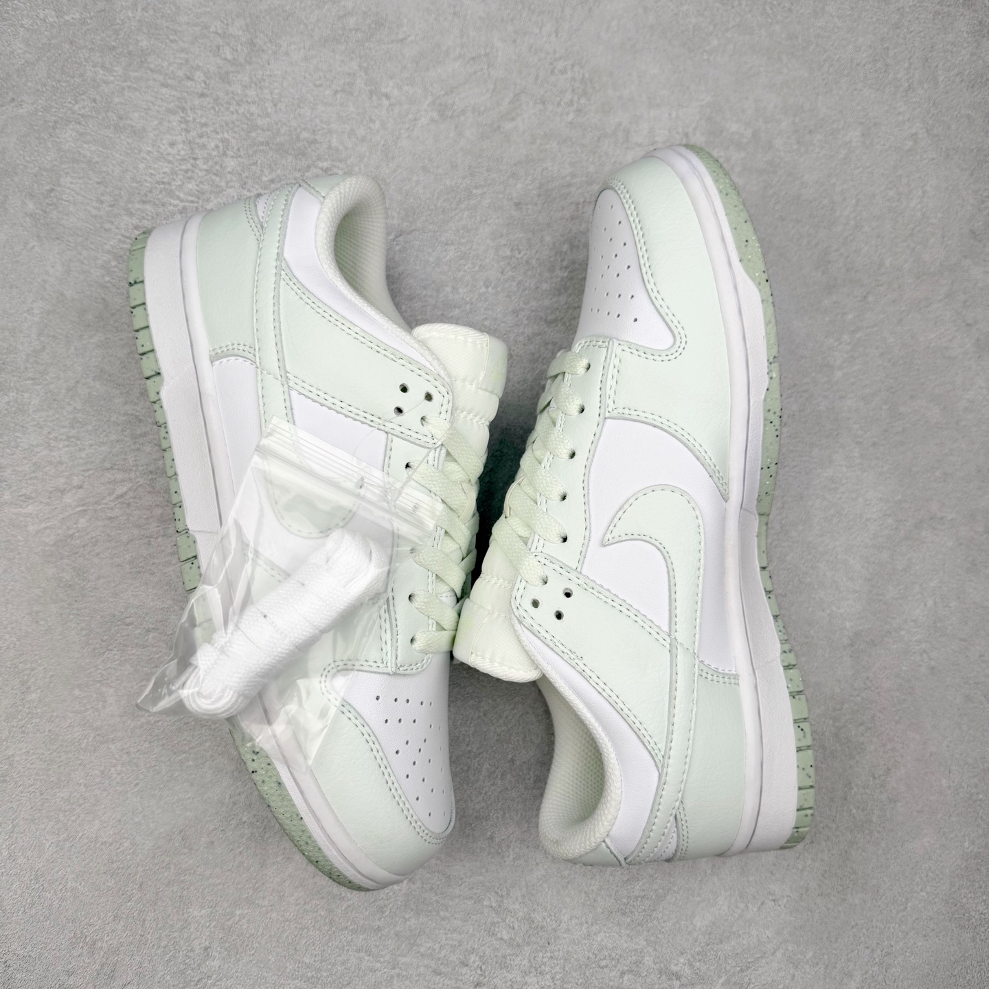 图片[3]-＃福利特价 NK SB Dunk Low 低帮系列滑板鞋 白菜价 万双库存轰炸 大厂出品 极力推荐 全套原楦原模倾力打造完美版型 独家原厂航空铝磨具打磨大底 鞋头坡度极致还原 原盒原配 尺码：36 36.5 37.5 38 38.5 39 40 40.5 41 42 42.5 43 44 44.5 45 46 47.5-选品中心