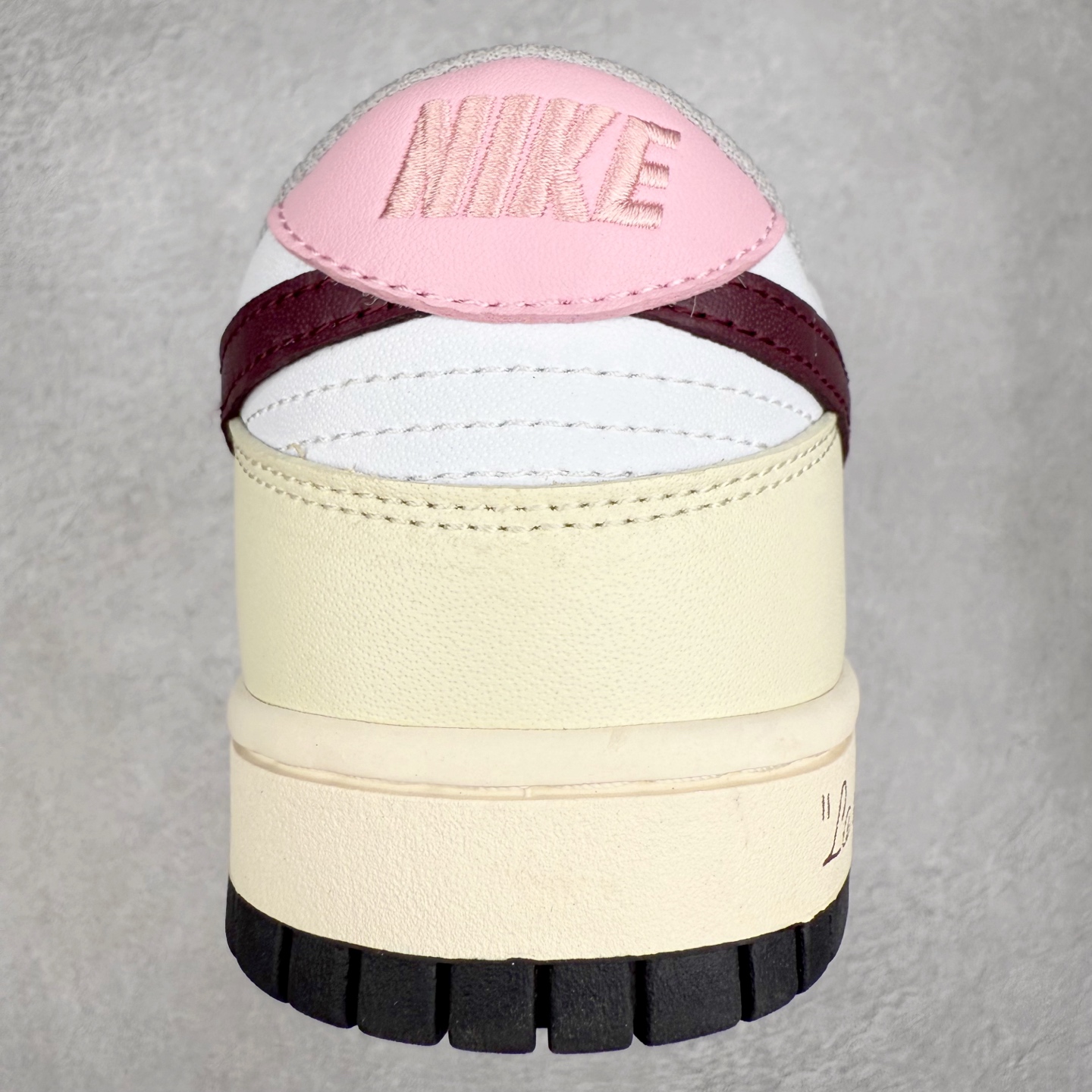 图片[8]-＃福利特价 NK SB Dunk Low 低帮系列滑板鞋 白菜价 万双库存轰炸 大厂出品 极力推荐 全套原楦原模倾力打造完美版型 独家原厂航空铝磨具打磨大底 鞋头坡度极致还原 原盒原配 尺码：36 36.5 37.5 38 38.5 39 40 40.5 41 42 42.5 43 44 44.5 45 46 47.5-选品中心