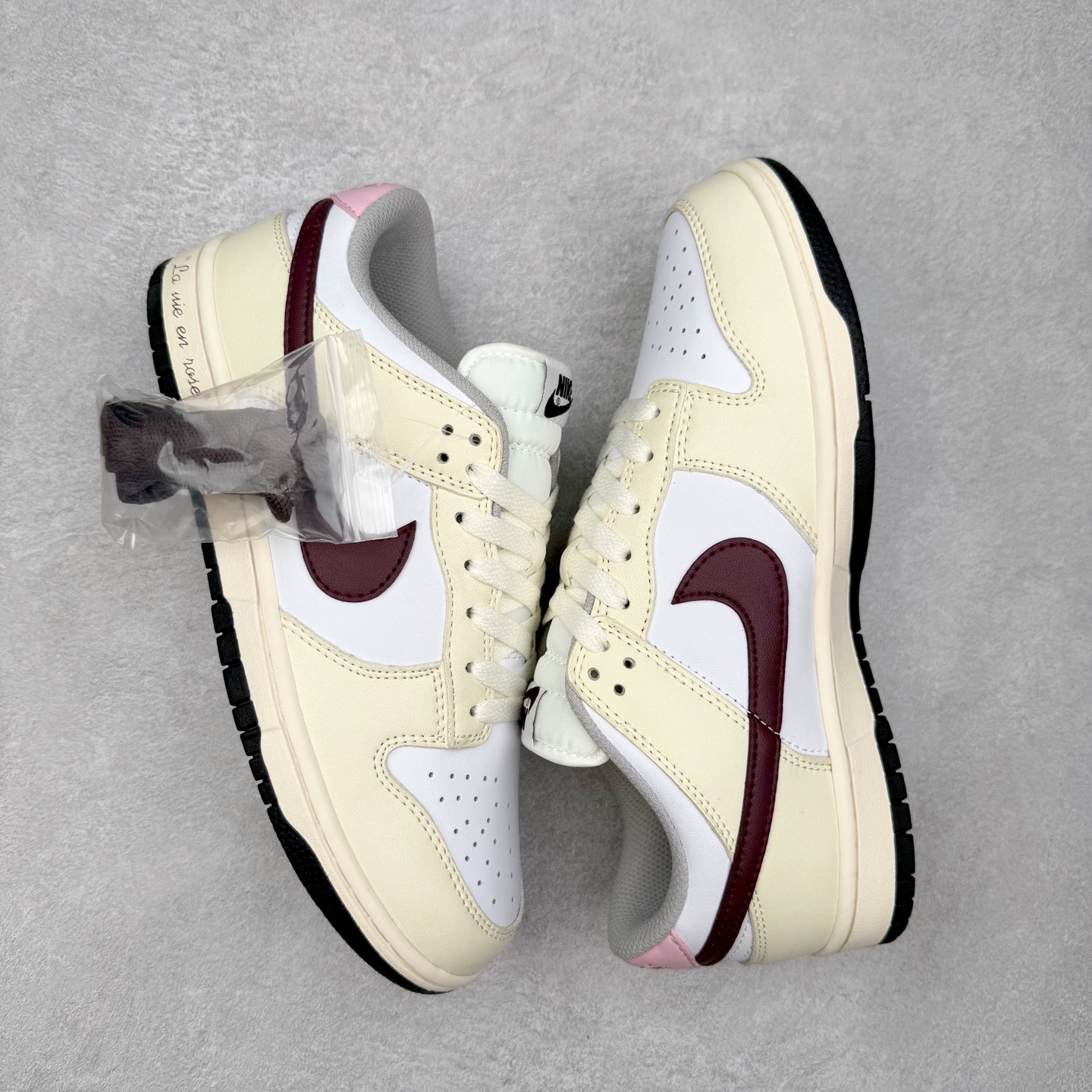 图片[3]-＃福利特价 NK SB Dunk Low 低帮系列滑板鞋 白菜价 万双库存轰炸 大厂出品 极力推荐 全套原楦原模倾力打造完美版型 独家原厂航空铝磨具打磨大底 鞋头坡度极致还原 原盒原配 尺码：36 36.5 37.5 38 38.5 39 40 40.5 41 42 42.5 43 44 44.5 45 46 47.5-选品中心