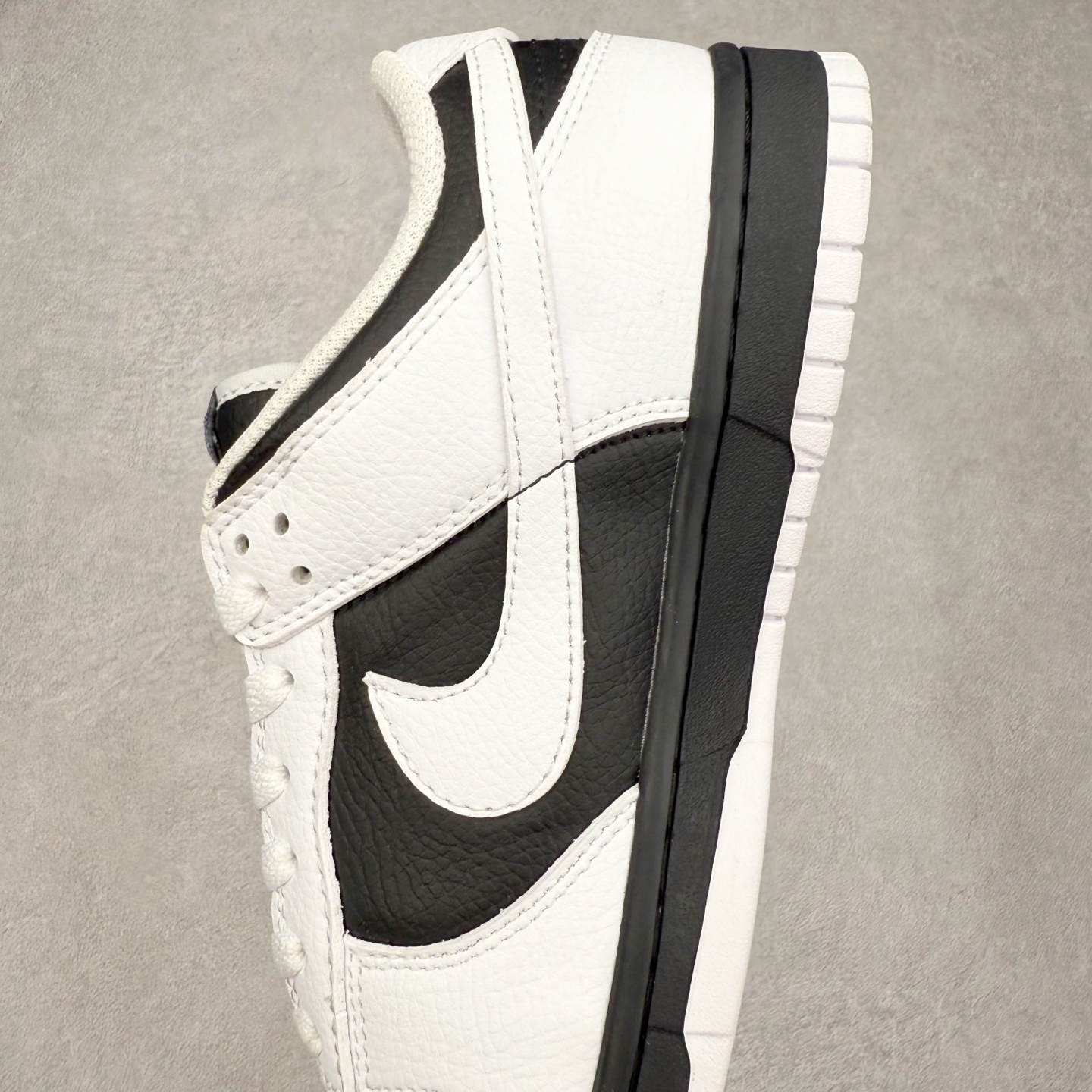 图片[7]-＃福利特价 NK SB Dunk Low 低帮系列滑板鞋 白菜价 万双库存轰炸 大厂出品 极力推荐 全套原楦原模倾力打造完美版型 独家原厂航空铝磨具打磨大底 鞋头坡度极致还原 原盒原配 尺码：36 36.5 37.5 38 38.5 39 40 40.5 41 42 42.5 43 44 44.5 45 46 47.5-选品中心