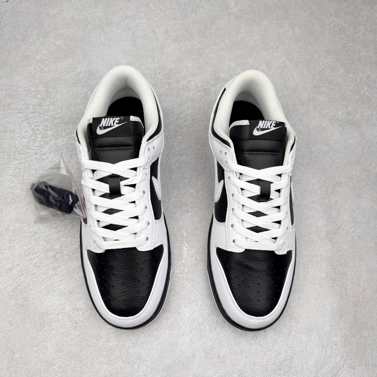 图片[2]-＃福利特价 NK SB Dunk Low 低帮系列滑板鞋 白菜价 万双库存轰炸 大厂出品 极力推荐 全套原楦原模倾力打造完美版型 独家原厂航空铝磨具打磨大底 鞋头坡度极致还原 原盒原配 尺码：36 36.5 37.5 38 38.5 39 40 40.5 41 42 42.5 43 44 44.5 45 46 47.5-选品中心