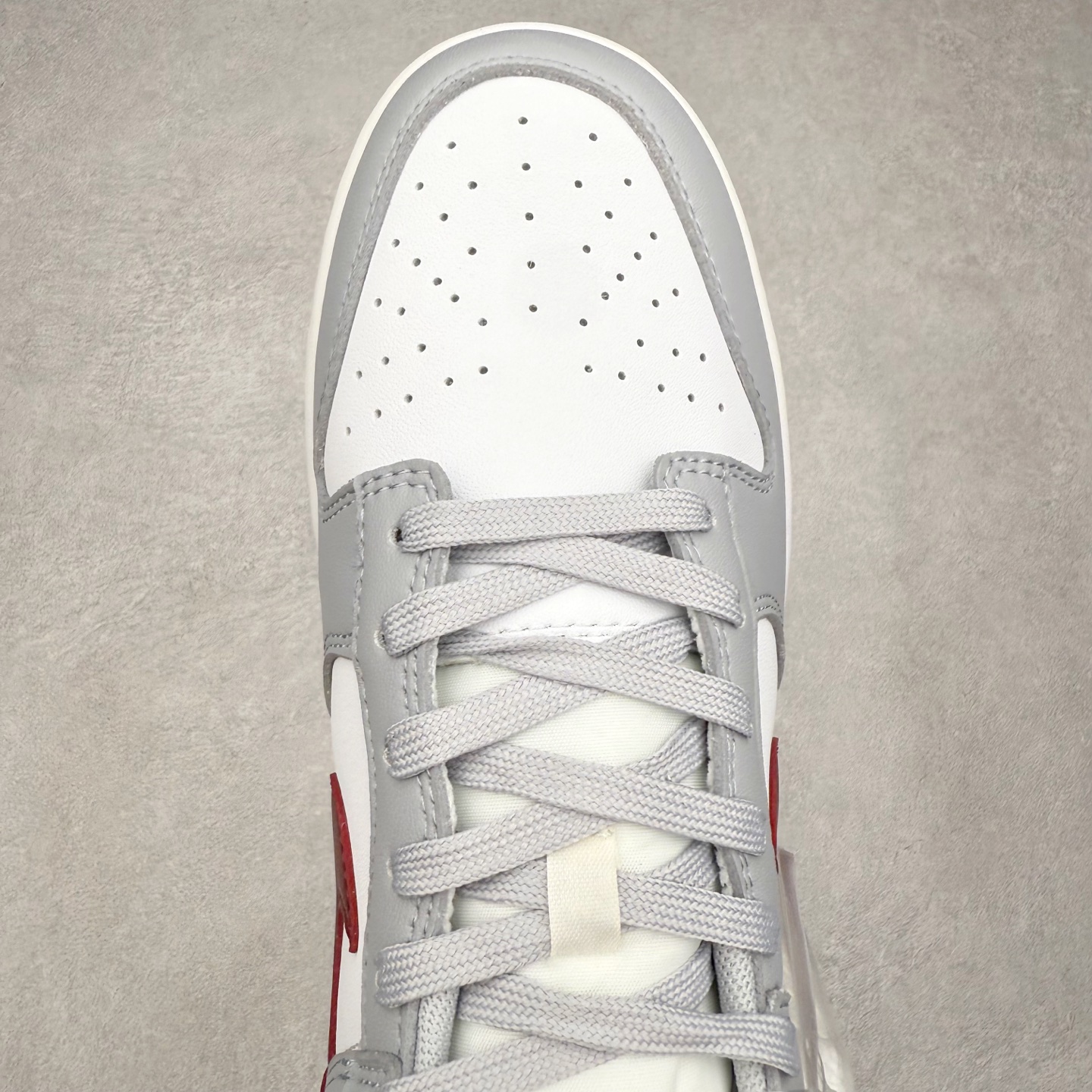 图片[4]-＃福利特价 NK SB Dunk Low 低帮系列滑板鞋 白菜价 万双库存轰炸 大厂出品 极力推荐 全套原楦原模倾力打造完美版型 独家原厂航空铝磨具打磨大底 鞋头坡度极致还原 原盒原配 尺码：36 36.5 37.5 38 38.5 39 40 40.5 41 42 42.5 43 44 44.5 45 46 47.5-选品中心