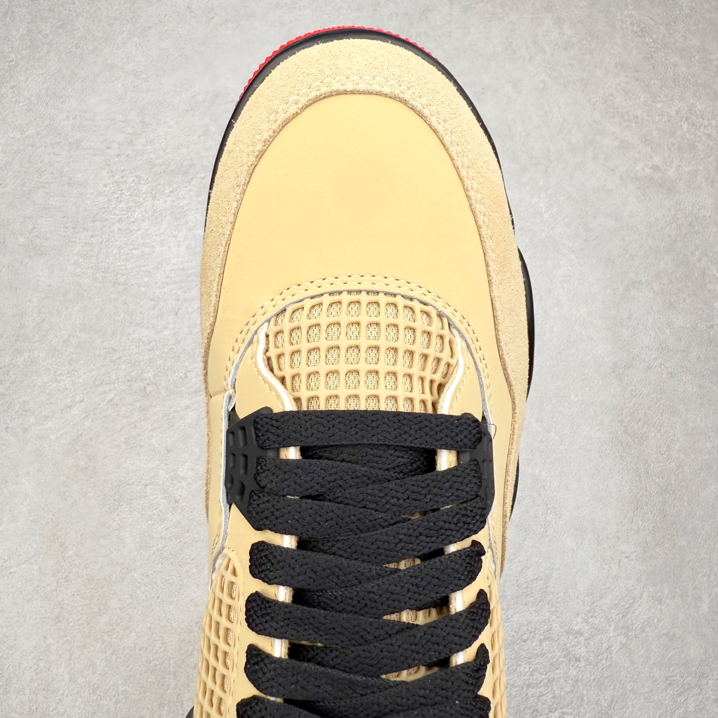 图片[4]-＃OG纯原 Air Jordan AJ4 Retro 棕色 IH2094-200 耗时多个月巨作 重金购买原楦原纸板 确保原汁原味 完美呈现四代版型 原厂织唛标 市面唯一采用原装皮料 正确网格工艺 全方位一致匹配官方细节 尺码：36 36.5 37.5 38 38.5 39 40 40.5 41 42 42.5 43 44 44.5 45 46 47.5-选品中心