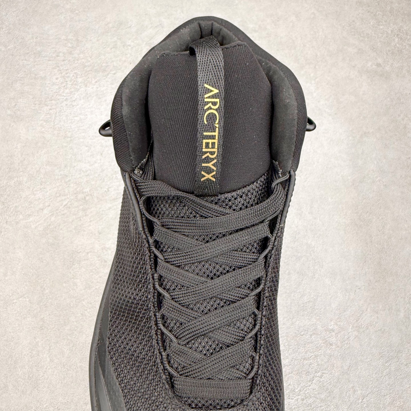 图片[5]-＃HP Arcteryx Aerios FL 2 Mid Gtx 始祖鸟涤纶TPU 覆盖防水耐磨防水透气包裹性支撑中帮徒步鞋 Arcteryx中文名始祖鸟 加拿大户外服饰品牌 1989年创立于加拿大温哥华 始祖鸟来自加拿大海岸山脉 植根高山的专业户外品牌 始终秉承对精湛设计和工艺孜孜以求的准则 从1989年创立至今 Arcteryx始终不断在产品设计与做工上不惜工本 以满足始祖鸟的标准 品质、设计以及精简的理念造就了其良好的性能 并能满足严苛环境下的使用需求 尺码：36 37 38 39 40 41 42 43 44-选品中心