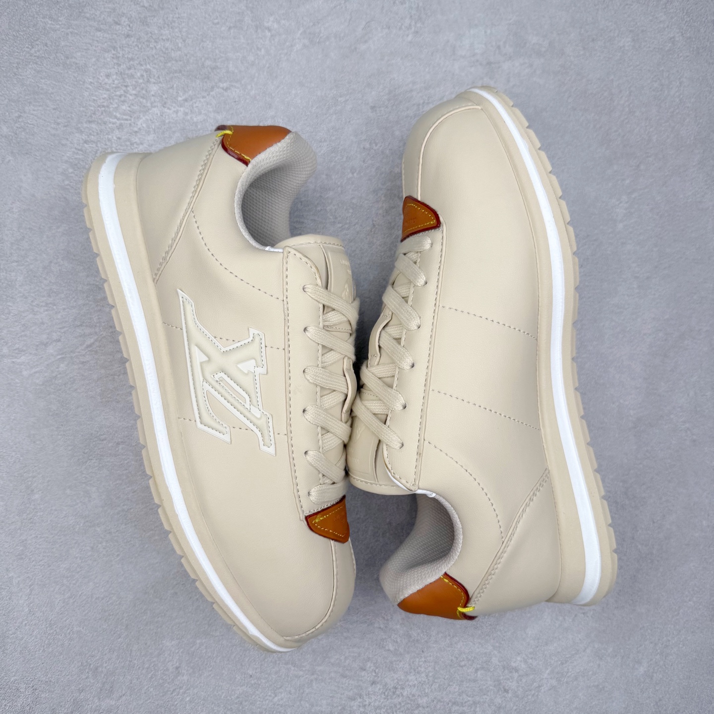 图片[3]-LOUIS VUITTON x Nigo Lv 联名款 FW25 Buttersoft 牛皮革羊皮革 图案压纹 圆头系带 低帮 生活休闲鞋 尺码：35 36 37 38 39 40 41 42 43 44 45-选品中心