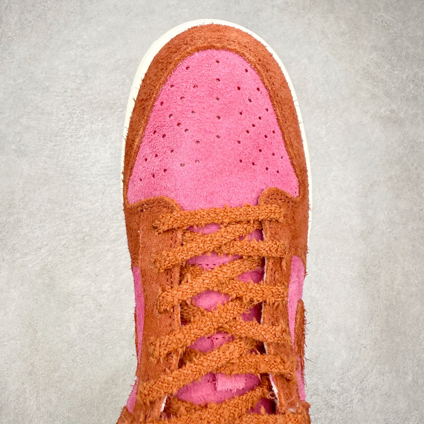 图片[4]-NK Dunk Low IH7648-600 极限压缩利润空间 超乎所想的高性价比 用料绝不含糊 原盒原配 正确耐磨橡胶大底 超高清洁度 全鞋零毛边皮料切割 全套原楦原模倾力打造完美版型 尺码：36 36.5 37.5 38 38.5 39 40 40.5 41 42 42.5 43 44 44.5 45 46-选品中心