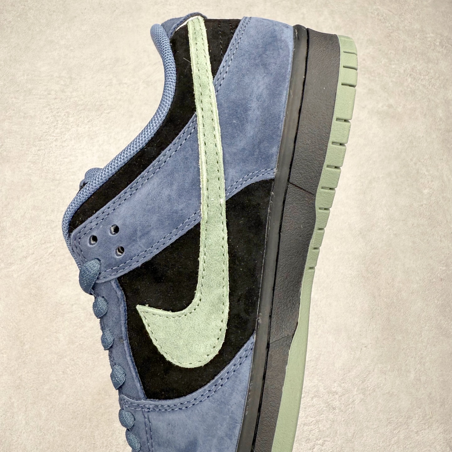 图片[7]-NK SB Dunk Low HF3063-002 极限压缩利润空间 超乎所想的高性价比 用料绝不含糊 原盒原配 正确耐磨橡胶大底 超高清洁度 全鞋零毛边皮料切割 全套原楦原模倾力打造完美版型 尺码：36 36.5 37.5 38 38.5 39 40 40.5 41 42 42.5 43 44 44.5 45 46-选品中心