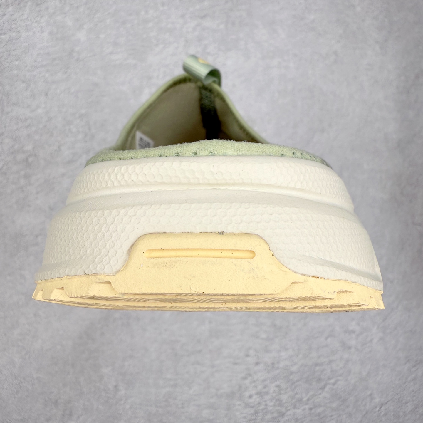 图片[8]-＃HP SALOMON萨洛蒙 RX Slide 3.0 CANVAS 舒适柔软 防滑包头拖鞋 男女同款 SALOMON诞生于1947年的法国阿尔卑斯山区，全球知名的户外运动品牌。一直致力于推动滑雪、越野跑等山地运动的发展及产品的进步。其产品设计致力于追求创新和发掘产品的性能极限，帮助喜欢自由的人在山地间不断挑战自我。实拍调校N版已经零色差零失真 百分百还原实物色彩所见即所得 不存在货不对板色差等低级问题 选购参考实物拍摄 不混卖不参货 只用心做好货严格选品 承诺混一赔十 尺码：36 36.5 37.5 38 38.5 39 40 40.5 41 42 42.5 43 44 44.5 45-选品中心