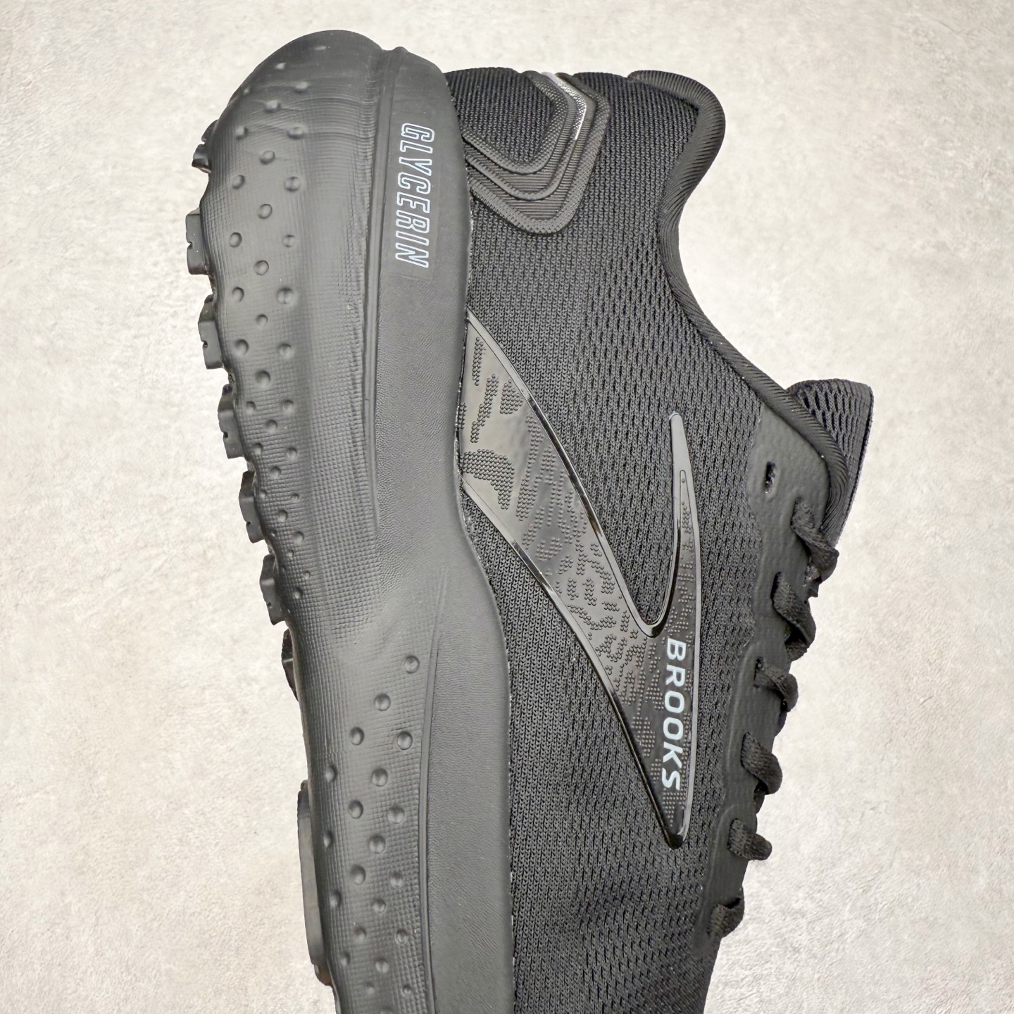 图片[6]-Brooks布鲁克斯 Glycerin 21 舒适时尚防滑透气低帮休闲跑步鞋 实拍调校N版已经零色差零失真 百分百还原实物色彩所见即所得 不存在货不对板色差等低级问题 选购参考实物拍摄 不混卖不参货 只用心做好货严格选品 承诺混一赔十 尺码：36 36.5 37.5 38 38.5 39 40 40.5 41 42 42.5 43 44 44.5 45-选品中心