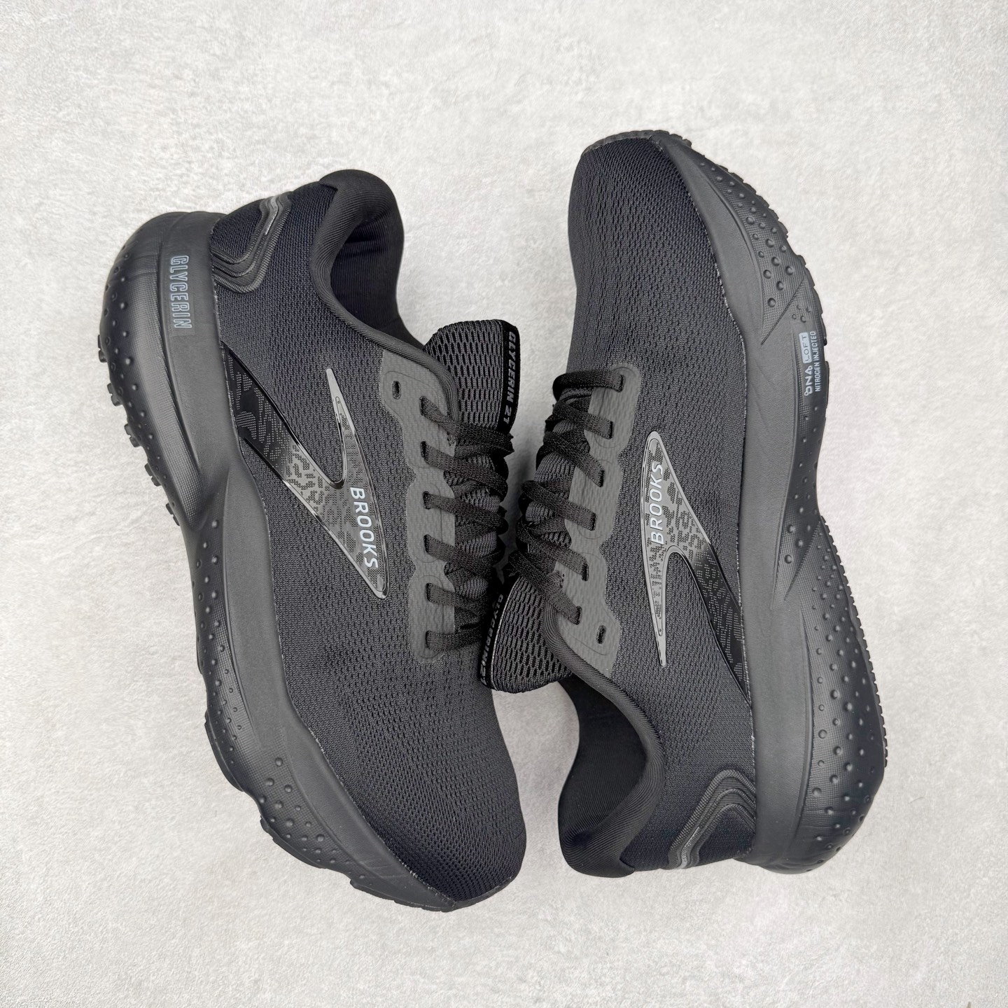 图片[3]-Brooks布鲁克斯 Glycerin 21 舒适时尚防滑透气低帮休闲跑步鞋 实拍调校N版已经零色差零失真 百分百还原实物色彩所见即所得 不存在货不对板色差等低级问题 选购参考实物拍摄 不混卖不参货 只用心做好货严格选品 承诺混一赔十 尺码：36 36.5 37.5 38 38.5 39 40 40.5 41 42 42.5 43 44 44.5 45-选品中心