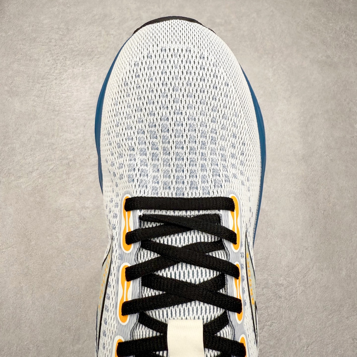 图片[4]-Brooks布鲁克斯 Glycerin 21 舒适时尚防滑透气低帮休闲跑步鞋 实拍调校N版已经零色差零失真 百分百还原实物色彩所见即所得 不存在货不对板色差等低级问题 选购参考实物拍摄 不混卖不参货 只用心做好货严格选品 承诺混一赔十 尺码：36 36.5 37.5 38 38.5 39 40 40.5 41 42 42.5 43 44 44.5 45-选品中心