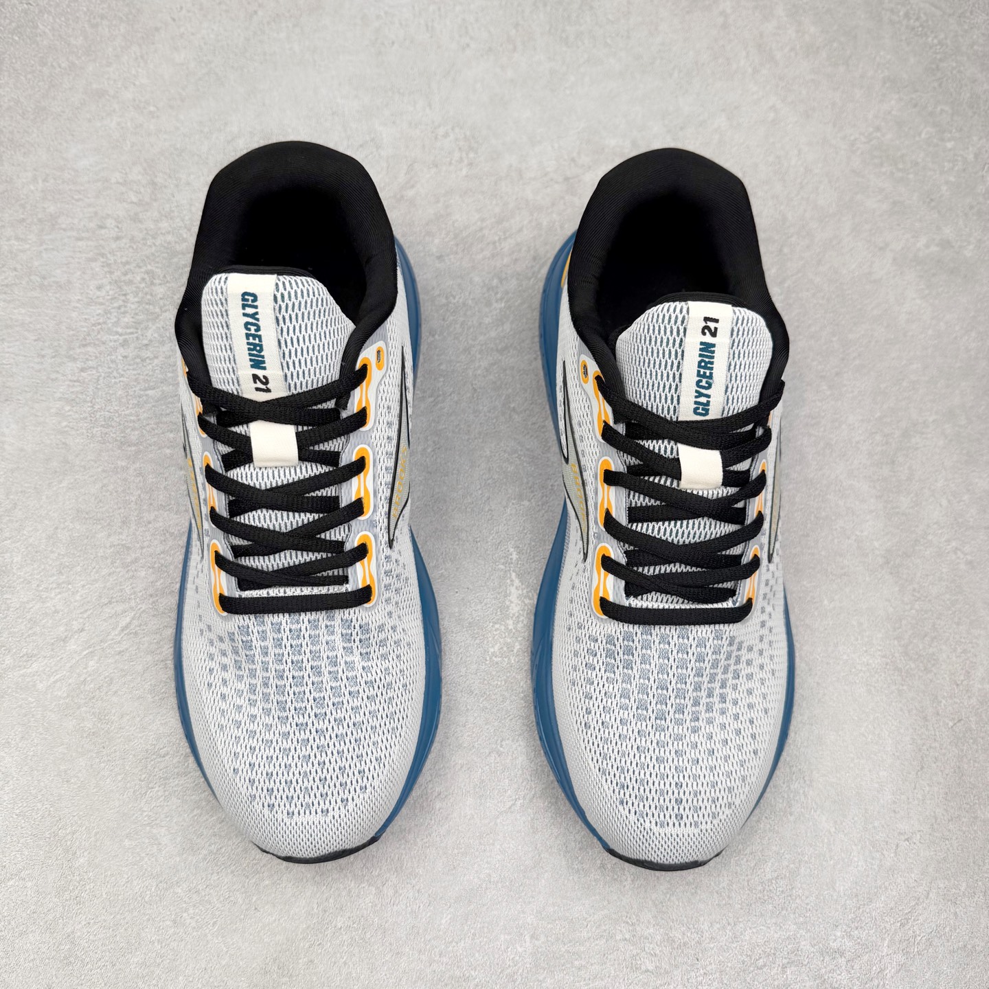 图片[2]-Brooks布鲁克斯 Glycerin 21 舒适时尚防滑透气低帮休闲跑步鞋 实拍调校N版已经零色差零失真 百分百还原实物色彩所见即所得 不存在货不对板色差等低级问题 选购参考实物拍摄 不混卖不参货 只用心做好货严格选品 承诺混一赔十 尺码：36 36.5 37.5 38 38.5 39 40 40.5 41 42 42.5 43 44 44.5 45-选品中心