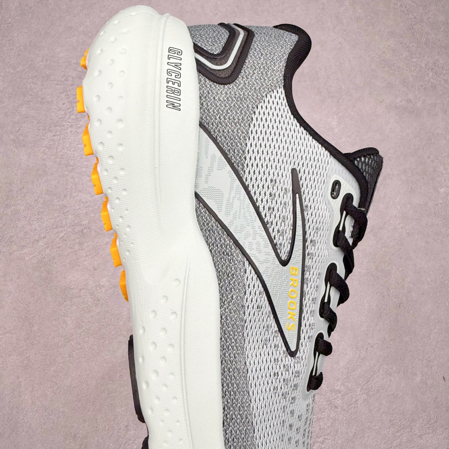 图片[6]-Brooks布鲁克斯 Glycerin 21 舒适时尚防滑透气低帮休闲跑步鞋 实拍调校N版已经零色差零失真 百分百还原实物色彩所见即所得 不存在货不对板色差等低级问题 选购参考实物拍摄 不混卖不参货 只用心做好货严格选品 承诺混一赔十 尺码：36 36.5 37.5 38 38.5 39 40 40.5 41 42 42.5 43 44 44.5 45-选品中心