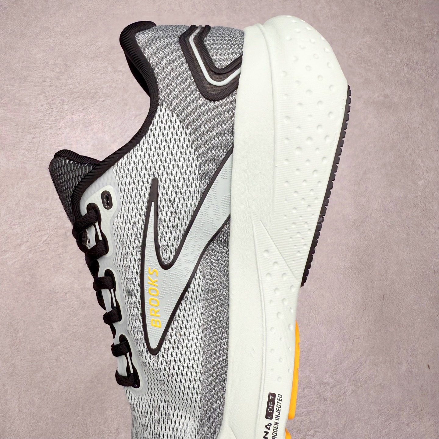 图片[7]-Brooks布鲁克斯 Glycerin 21 舒适时尚防滑透气低帮休闲跑步鞋 实拍调校N版已经零色差零失真 百分百还原实物色彩所见即所得 不存在货不对板色差等低级问题 选购参考实物拍摄 不混卖不参货 只用心做好货严格选品 承诺混一赔十 尺码：36 36.5 37.5 38 38.5 39 40 40.5 41 42 42.5 43 44 44.5 45-选品中心