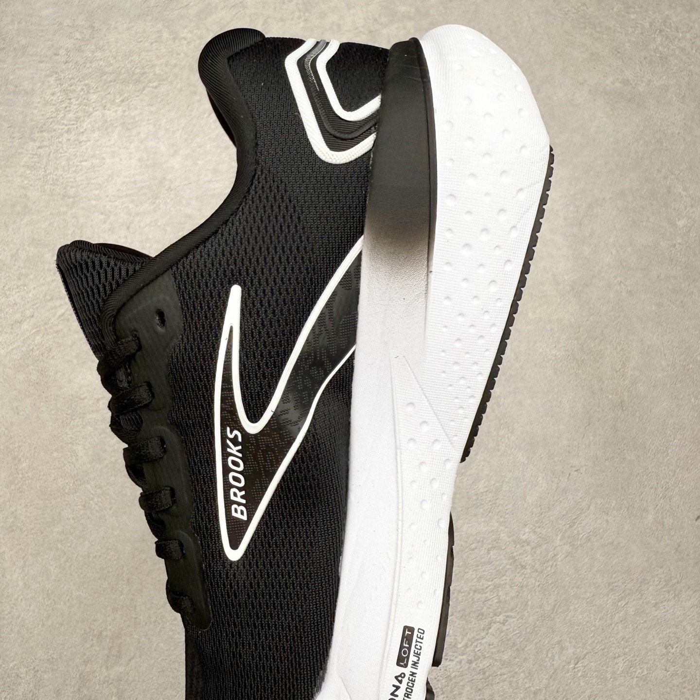 图片[7]-Brooks布鲁克斯 Glycerin 21 舒适时尚防滑透气低帮休闲跑步鞋 实拍调校N版已经零色差零失真 百分百还原实物色彩所见即所得 不存在货不对板色差等低级问题 选购参考实物拍摄 不混卖不参货 只用心做好货严格选品 承诺混一赔十 尺码：36 36.5 37.5 38 38.5 39 40 40.5 41 42 42.5 43 44 44.5 45-选品中心