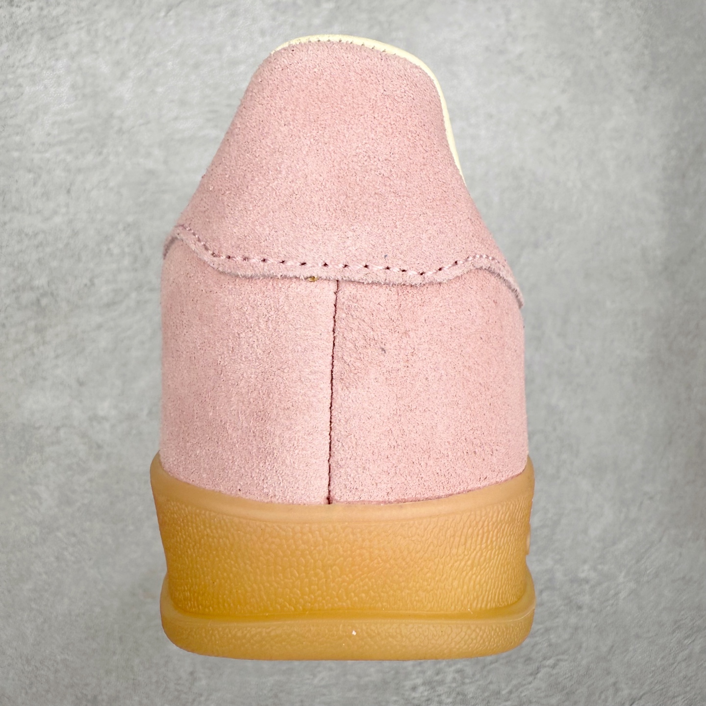 图片[8]-AD Gazelle Indoor Trainers 羚羊内训系列低帮复古百搭休闲运动德训风板鞋 JS1413 90年代经典的复刻版！自60年代以足球训练鞋面世以来,Gazelle就以其经典设计席卷全球。1991年版本的复刻,再造经典Gazelle。采用皮革打造,搭配浊色细节,让这款经典更加简约。尺码：36 36⅔ 37⅓ 38 38⅔ 39⅓ 40 40⅔ 41⅓ 42 42⅔ 43⅓ 44⅓ 44⅔ 45-选品中心