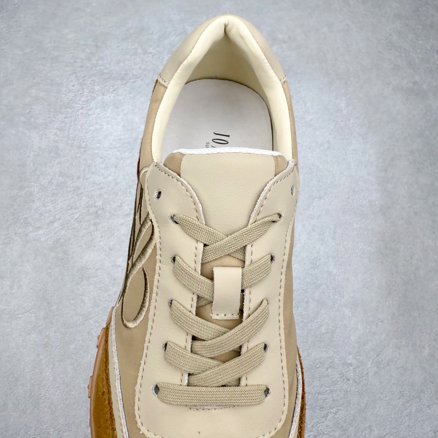 图片[5]-董洁代言 众多明星同款 新晋品牌 #潮流爆款 真美诗joypeace 小彩蛋 city walk选手 时尚单品 精美花纹刺绣 防滑棋盘厚底 德训鞋 阿甘鞋低帮生活休闲鞋 #釆用今年最流行的全手工拉帮工艺成型 反绒牛皮拼接鞋面材质 鞋身原装高密度防刮尼龙面料,极好柔软效果 德训鞋界的白月光 长时间走路和站立都不累脚 不管怎么搭配都好看 尺码：35 36 37 38 39 40-选品中心