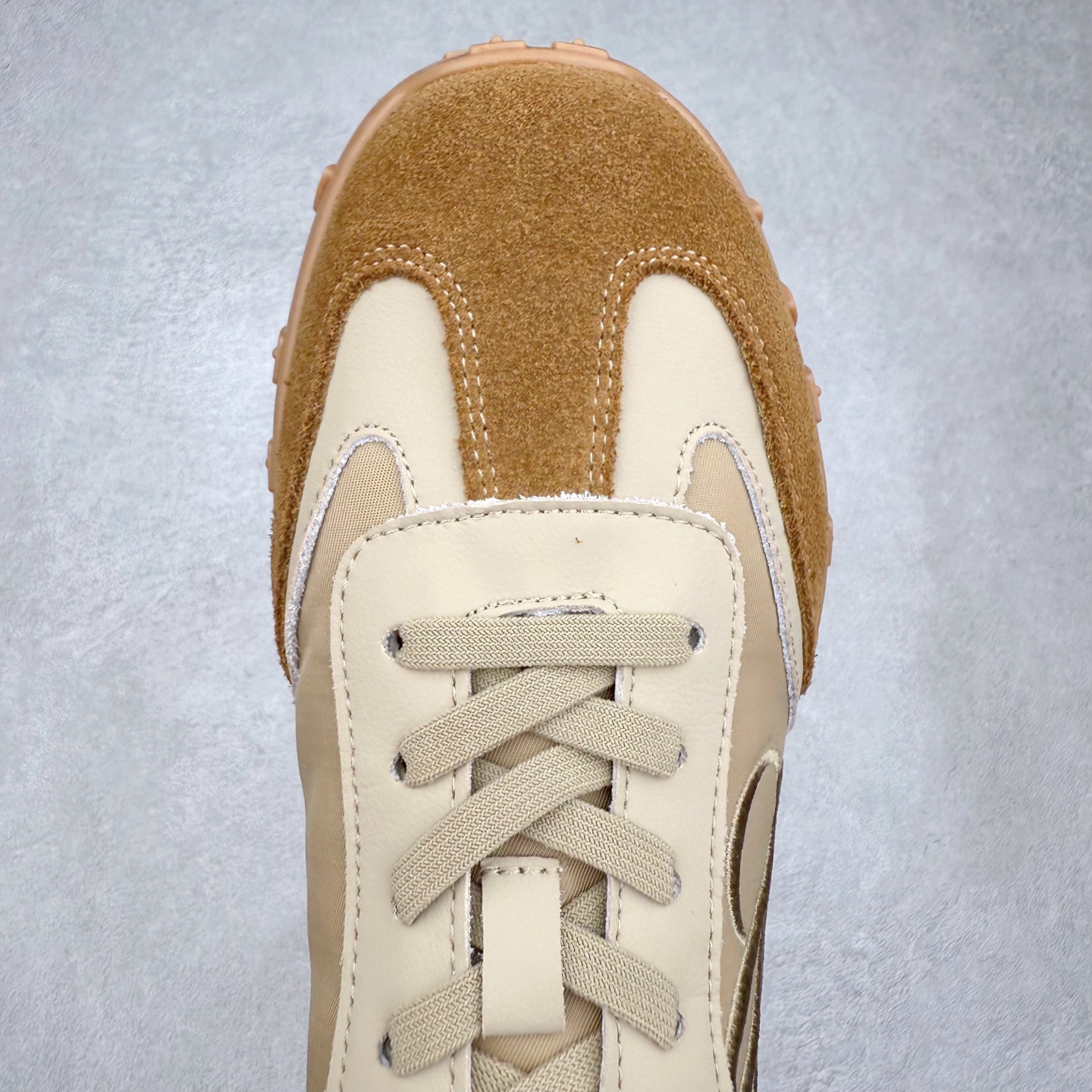 图片[4]-董洁代言 众多明星同款 新晋品牌 #潮流爆款 真美诗joypeace 小彩蛋 city walk选手 时尚单品 精美花纹刺绣 防滑棋盘厚底 德训鞋 阿甘鞋低帮生活休闲鞋 #釆用今年最流行的全手工拉帮工艺成型 反绒牛皮拼接鞋面材质 鞋身原装高密度防刮尼龙面料,极好柔软效果 德训鞋界的白月光 长时间走路和站立都不累脚 不管怎么搭配都好看 尺码：35 36 37 38 39 40-选品中心