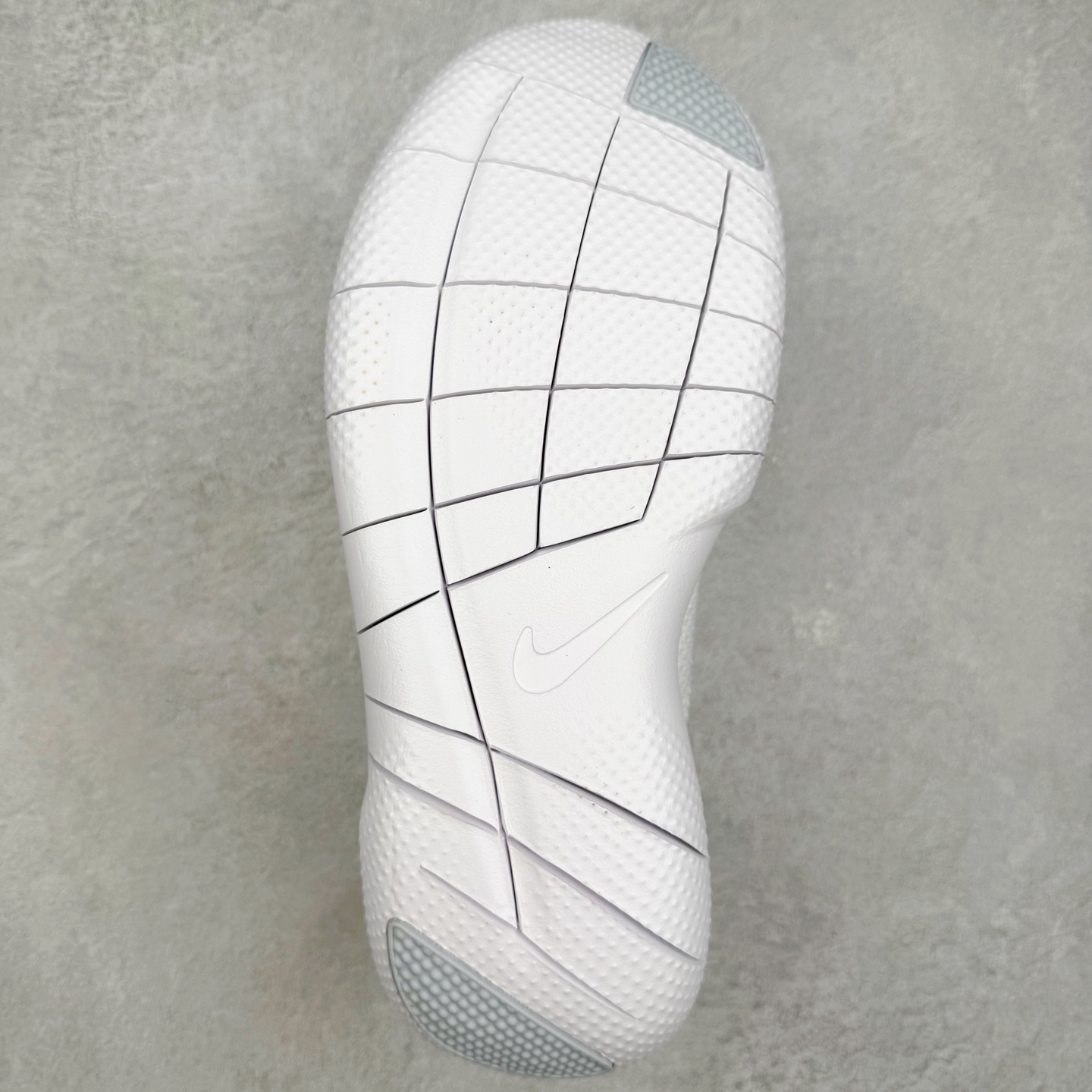 图片[9]-NK Free 赤足 2025 舒适百搭防滑耐磨低帮生活休闲鞋 实拍调校N版已经零色差零失真 百分百还原实物色彩所见即所得 不存在货不对板色差等低级问题 选购参考实物拍摄 不混卖不参货 只用心做好货严格选品 承诺混一赔十 尺码：36 36.5 37.5 38 38.5 39 40 40.5 41 42 42.5 43 44 44.5 45-选品中心