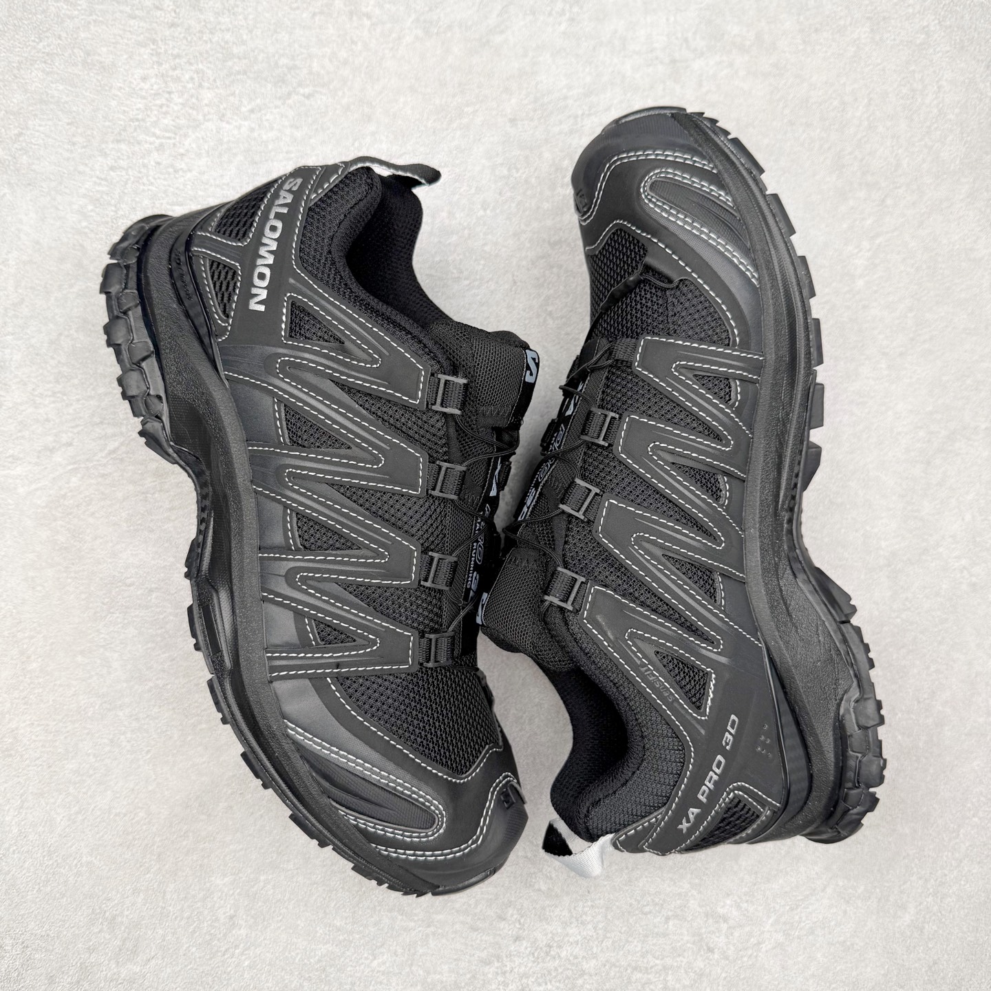 图片[3]-＃GX/绿X SALOMON XA Pro 3D ADV 萨洛蒙潮流越野机能户外功能鞋 纯原外贸平台特供订单 耗时半年巨作 全套原纸板楦头开发 原厂特供网布配套加持 确保原汁原味 完美呈现版型 原档数据独家私模五层组合大底 男女鞋同步官方开发至46.5 原装Ortholite轻量化鞋垫 中底布带钢印编号 原厂TPU锁扣 进口港宝加持 后跟自然饱满 还原公司包裹性 鞋面采用SENSIFT贴合技术 全方位贴合包裹脚型 鞋跟部鞋底牵引设计 提供强大的抓地性能 更适应野外崎岖不平的道路 其3D ADVANCED CHASSIS底盘 材料轻量大化 钉齿设计更具稳定性 防护性 鞋底易磨损区运用CONTAGRIP高耐磨材料 应对城市硬质路面长距离跑考验 尺码：36 36.5 37.5 38 38.5 39 40 40.5 41 42 42.5 43 44 44.5 45 46 46.5-选品中心