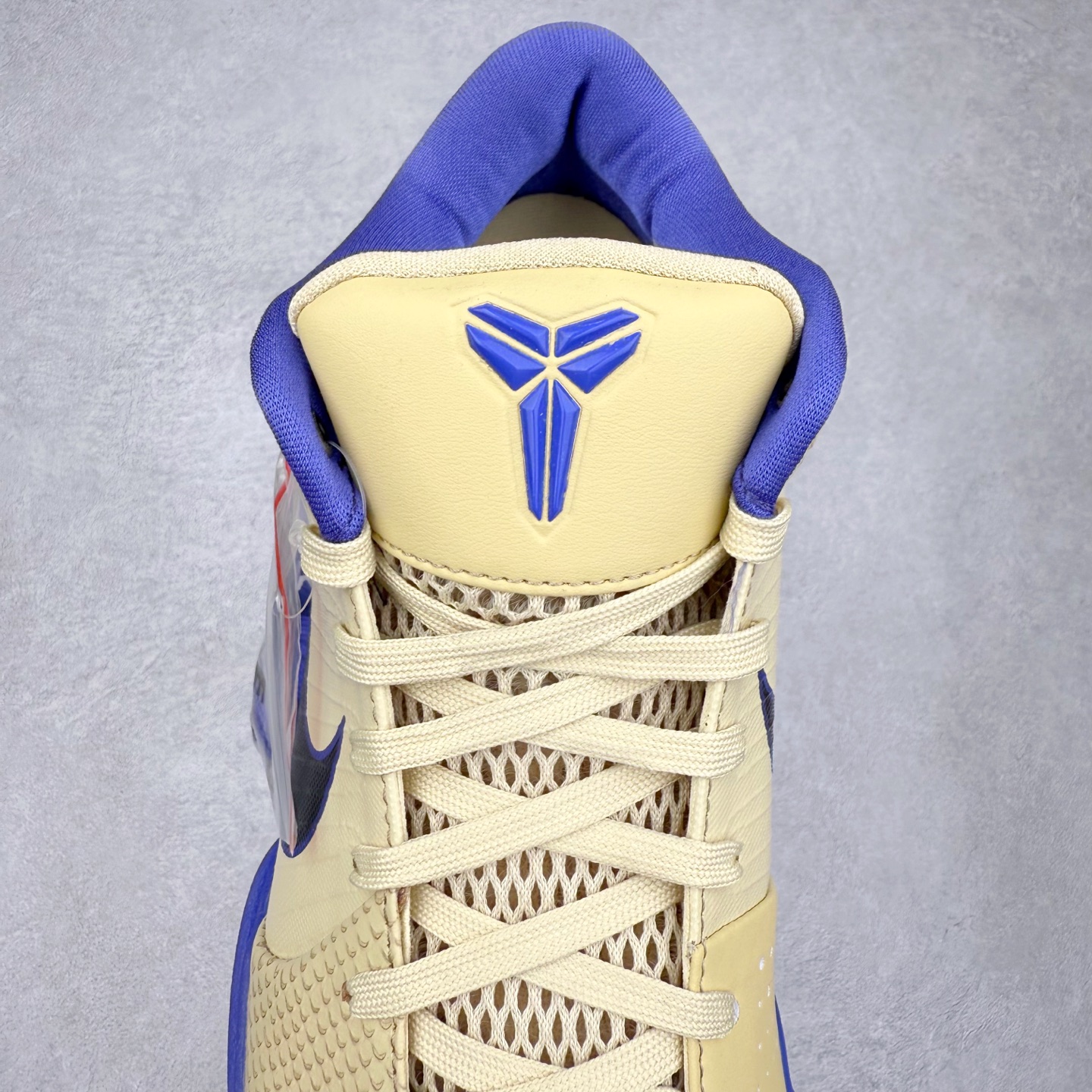 图片[5]-＃S2纯原 NK Zoom Kobe 4 科比四代 金黑紫 IM2532-701 原厂高压 Zoom Turbo气垫➕后掌EVA缓震 实战配置直接拉满 原楦纸板开发 鞋身流线型、后跟塑形 区分土肥圆 原档数据3D打印 鞋面细节匹配原版 全身鞋材卡料色独家定制 唯一正确喷漆 SWOOSH NK专利Flyknit飞线科技 给予鞋身足够抗扭矩力 真实底模最大48.5 实战利器 专供海外市场 尺码：40 40.5 41 42 42.5 43 44 44.5 45 46 47.5 48.5 （脚宽、脚胖 建议买大半码）-选品中心