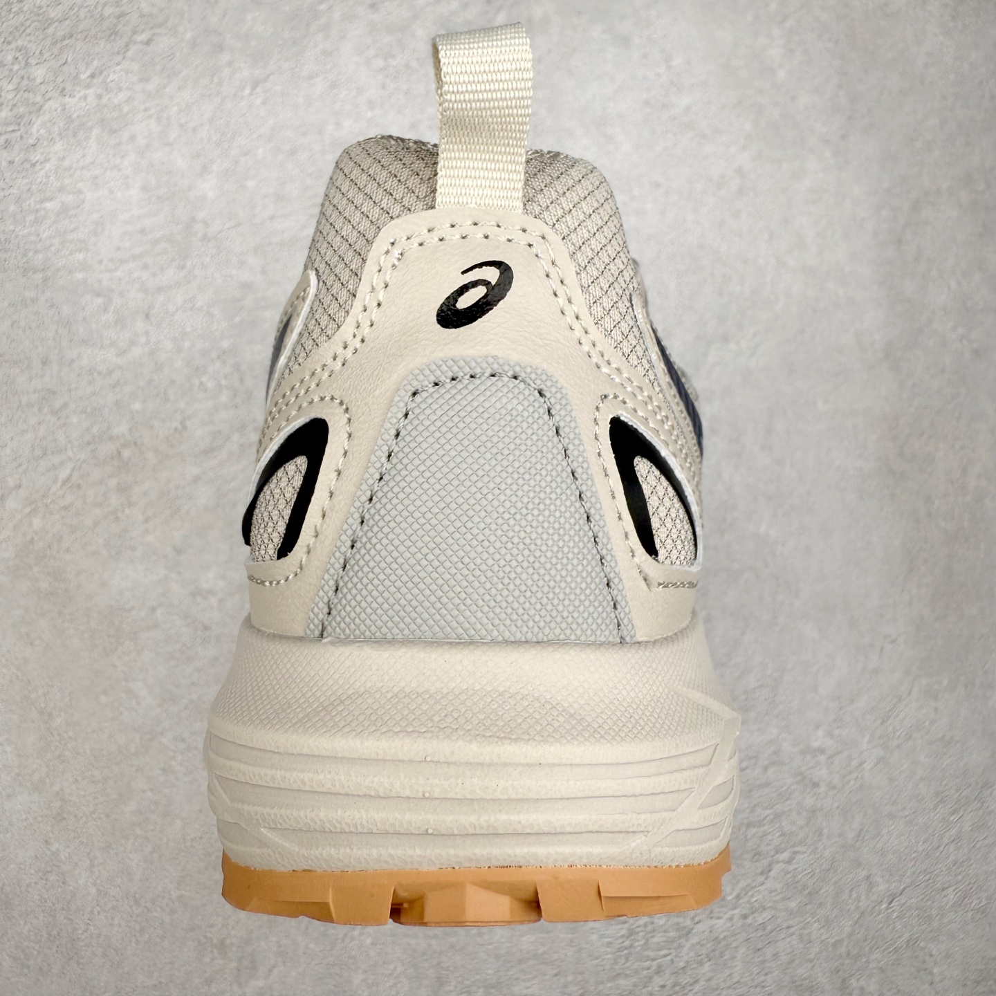 图片[8]-Asics Gel-Sonoma SE 亚瑟士溯溪鞋涉水鞋洞洞鞋 舒适日常休闲百搭防滑低帮户外徒步舒适随行跑步鞋 无界 路更远 今夏必备 颠覆认知 包裹性超强 脚感非常之舒适 侧面镂空设计 透气性极佳 让微风灌入足底 为沸腾夏日注入清爽能量防滑效果也不错 颜值与性能兼备 各平台实体疯狂种草首选 尺码：36 37.5 38 39 40 40.5 41.5 42 42.5 43.5 44 45 46-选品中心