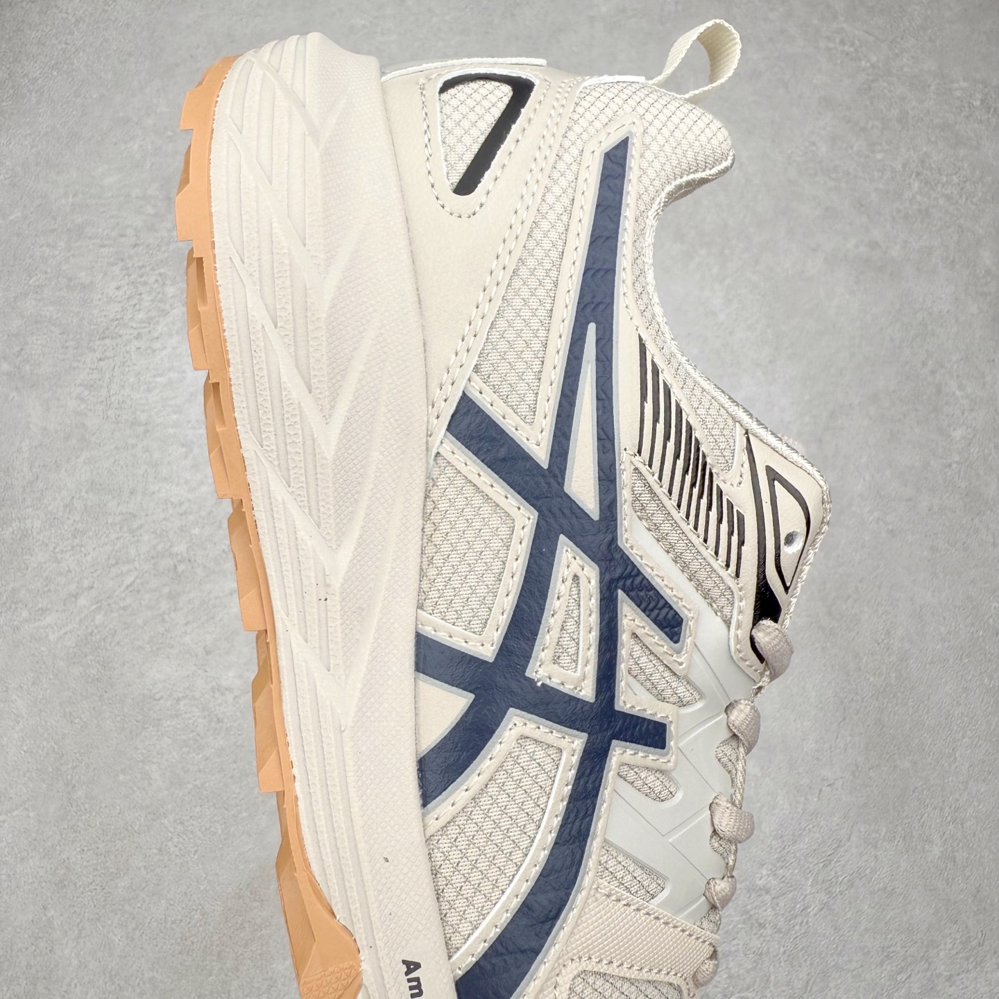 图片[6]-Asics Gel-Sonoma SE 亚瑟士溯溪鞋涉水鞋洞洞鞋 舒适日常休闲百搭防滑低帮户外徒步舒适随行跑步鞋 无界 路更远 今夏必备 颠覆认知 包裹性超强 脚感非常之舒适 侧面镂空设计 透气性极佳 让微风灌入足底 为沸腾夏日注入清爽能量防滑效果也不错 颜值与性能兼备 各平台实体疯狂种草首选 尺码：36 37.5 38 39 40 40.5 41.5 42 42.5 43.5 44 45 46-选品中心