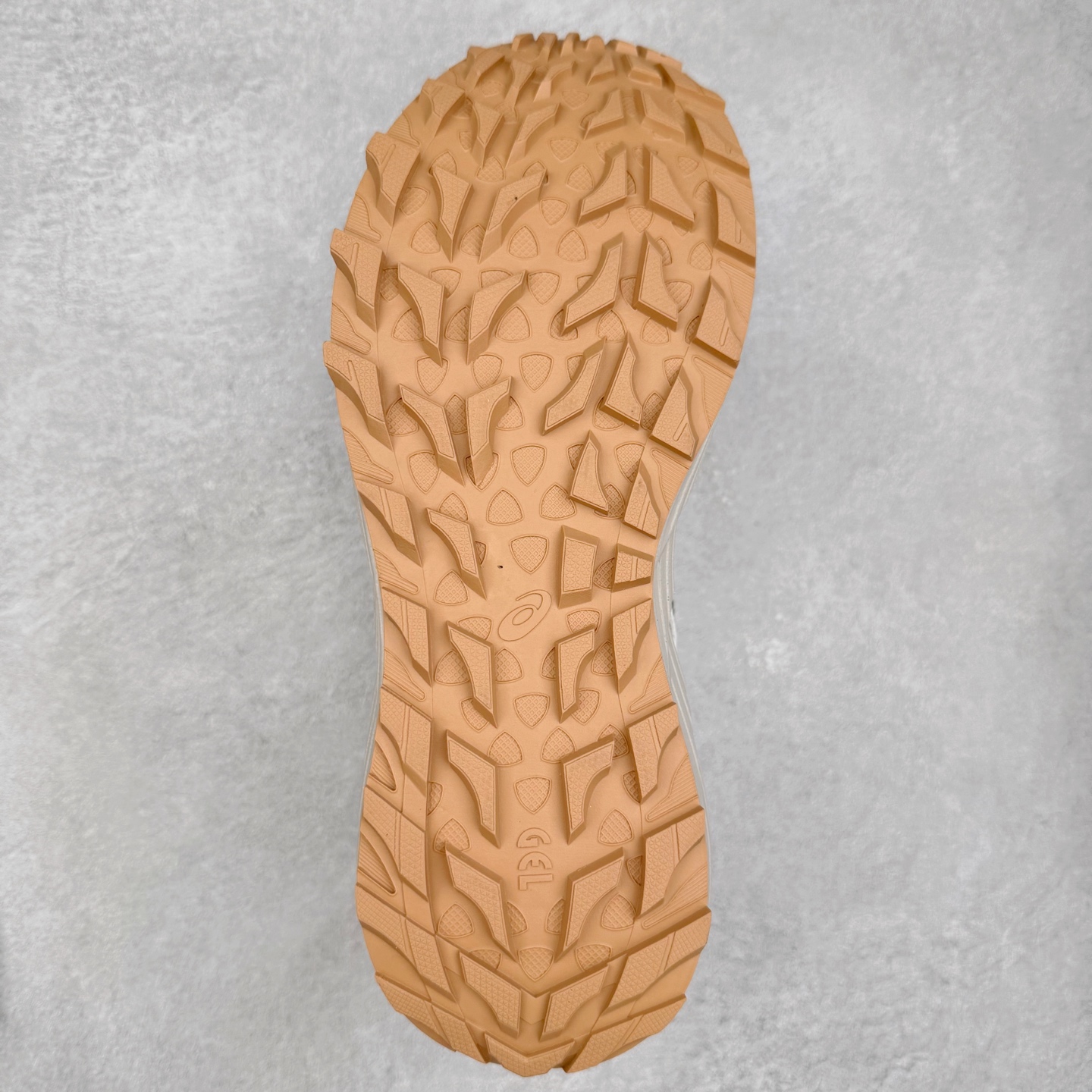 图片[9]-Asics Gel-Sonoma SE 亚瑟士溯溪鞋涉水鞋洞洞鞋 舒适日常休闲百搭防滑低帮户外徒步舒适随行跑步鞋 无界 路更远 今夏必备 颠覆认知 包裹性超强 脚感非常之舒适 侧面镂空设计 透气性极佳 让微风灌入足底 为沸腾夏日注入清爽能量防滑效果也不错 颜值与性能兼备 各平台实体疯狂种草首选 尺码：36 37.5 38 39 40 40.5 41.5 42 42.5 43.5 44 45 46-选品中心