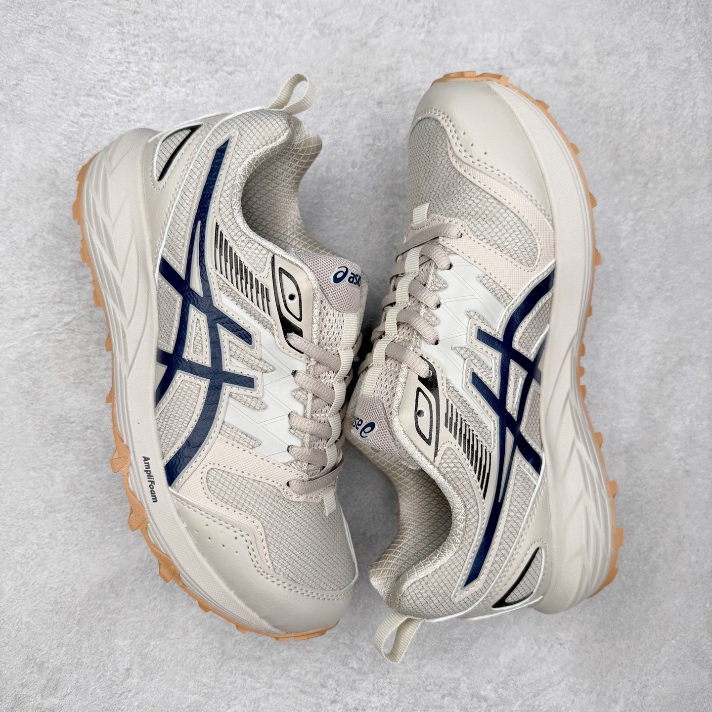 图片[3]-Asics Gel-Sonoma SE 亚瑟士溯溪鞋涉水鞋洞洞鞋 舒适日常休闲百搭防滑低帮户外徒步舒适随行跑步鞋 无界 路更远 今夏必备 颠覆认知 包裹性超强 脚感非常之舒适 侧面镂空设计 透气性极佳 让微风灌入足底 为沸腾夏日注入清爽能量防滑效果也不错 颜值与性能兼备 各平台实体疯狂种草首选 尺码：36 37.5 38 39 40 40.5 41.5 42 42.5 43.5 44 45 46-选品中心