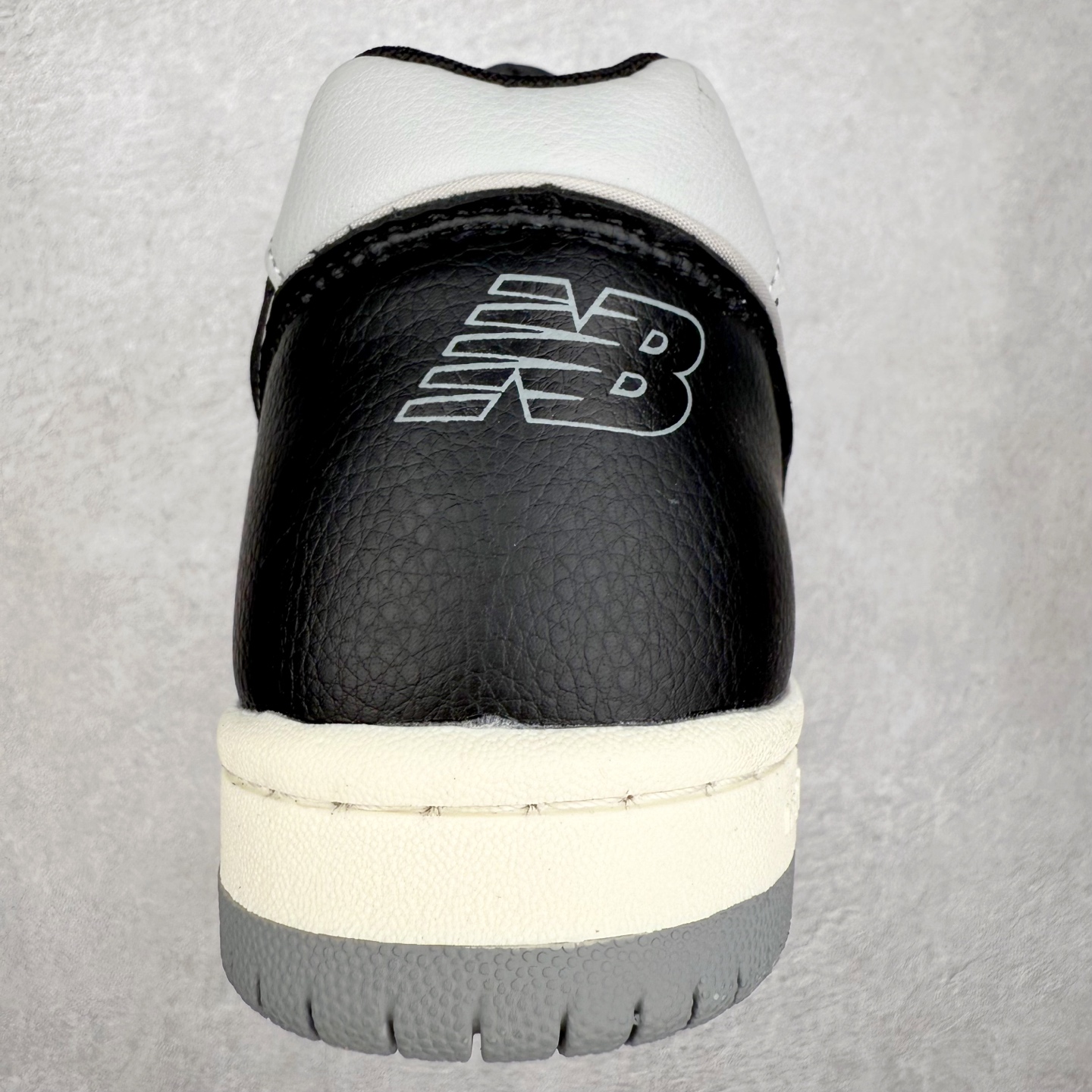 图片[8]-New Balance NB Numeric Tom Knox 600 舒适 低帮 板鞋 男女同款 实拍调校N版已经零色差零失真 百分百还原实物色彩所见即所得 不存在货不对板色差等低级问题 选购参考实物拍摄 不混卖不参货 只用心做好货严格选品 承诺混一赔十 尺码：36 36.5 37.5 38 38.5 39 40 40.5 41 42 42.5 43 44 44.5 45-选品中心