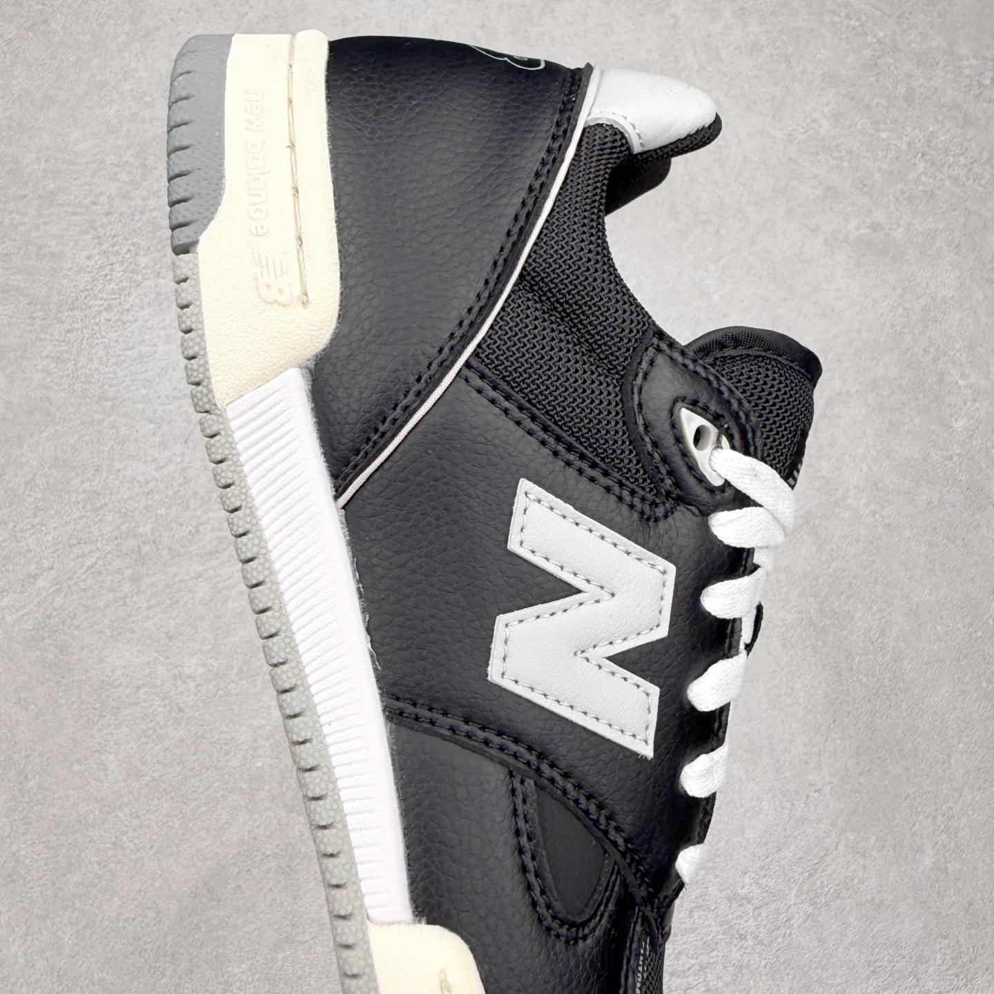 图片[6]-New Balance NB Numeric Tom Knox 600 舒适 低帮 板鞋 男女同款 实拍调校N版已经零色差零失真 百分百还原实物色彩所见即所得 不存在货不对板色差等低级问题 选购参考实物拍摄 不混卖不参货 只用心做好货严格选品 承诺混一赔十 尺码：36 36.5 37.5 38 38.5 39 40 40.5 41 42 42.5 43 44 44.5 45-选品中心