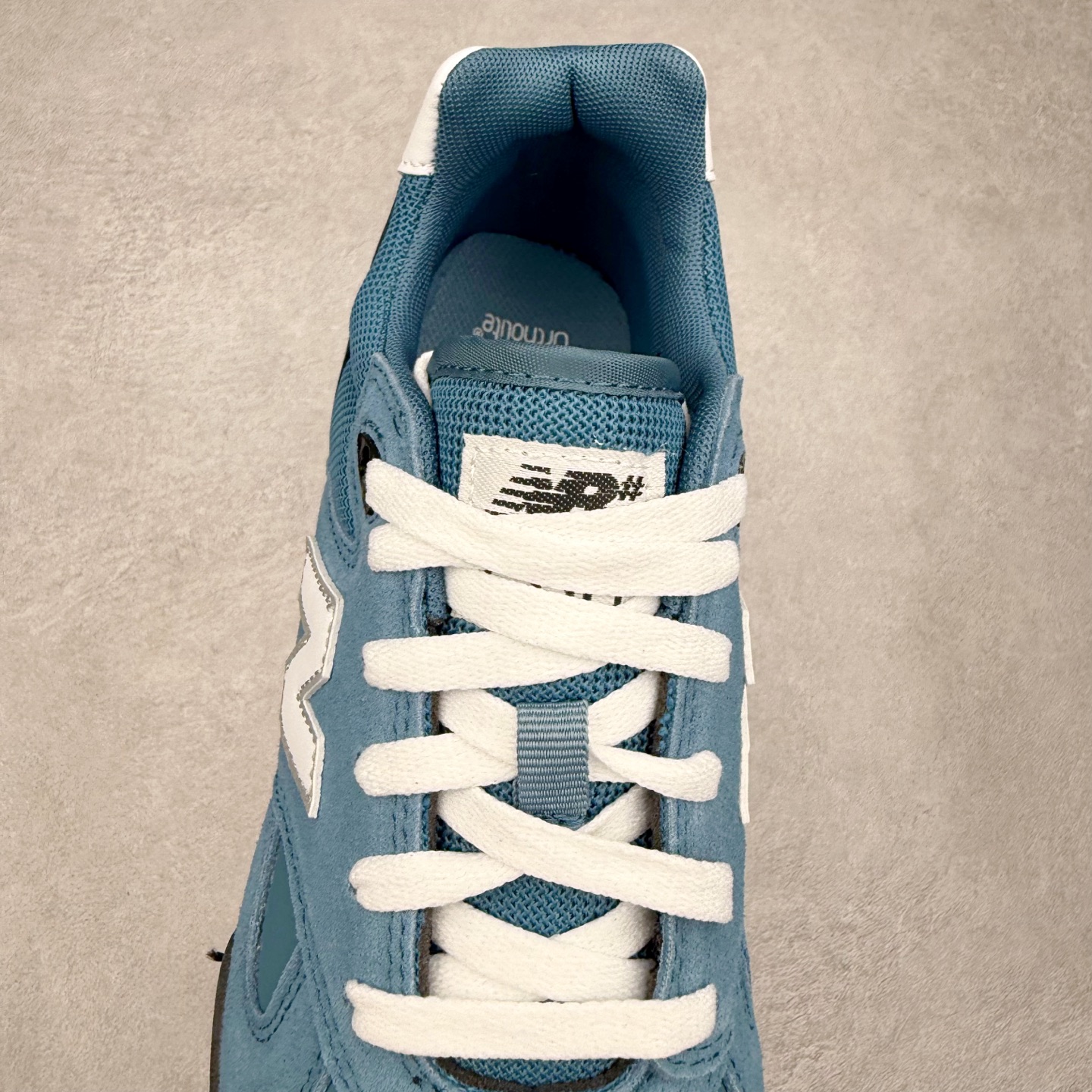 图片[5]-New Balance NB Numeric Tom Knox 600 舒适 低帮 板鞋 男女同款 实拍调校N版已经零色差零失真 百分百还原实物色彩所见即所得 不存在货不对板色差等低级问题 选购参考实物拍摄 不混卖不参货 只用心做好货严格选品 承诺混一赔十 尺码：36 36.5 37.5 38 38.5 39 40 40.5 41 42 42.5 43 44 44.5 45-选品中心