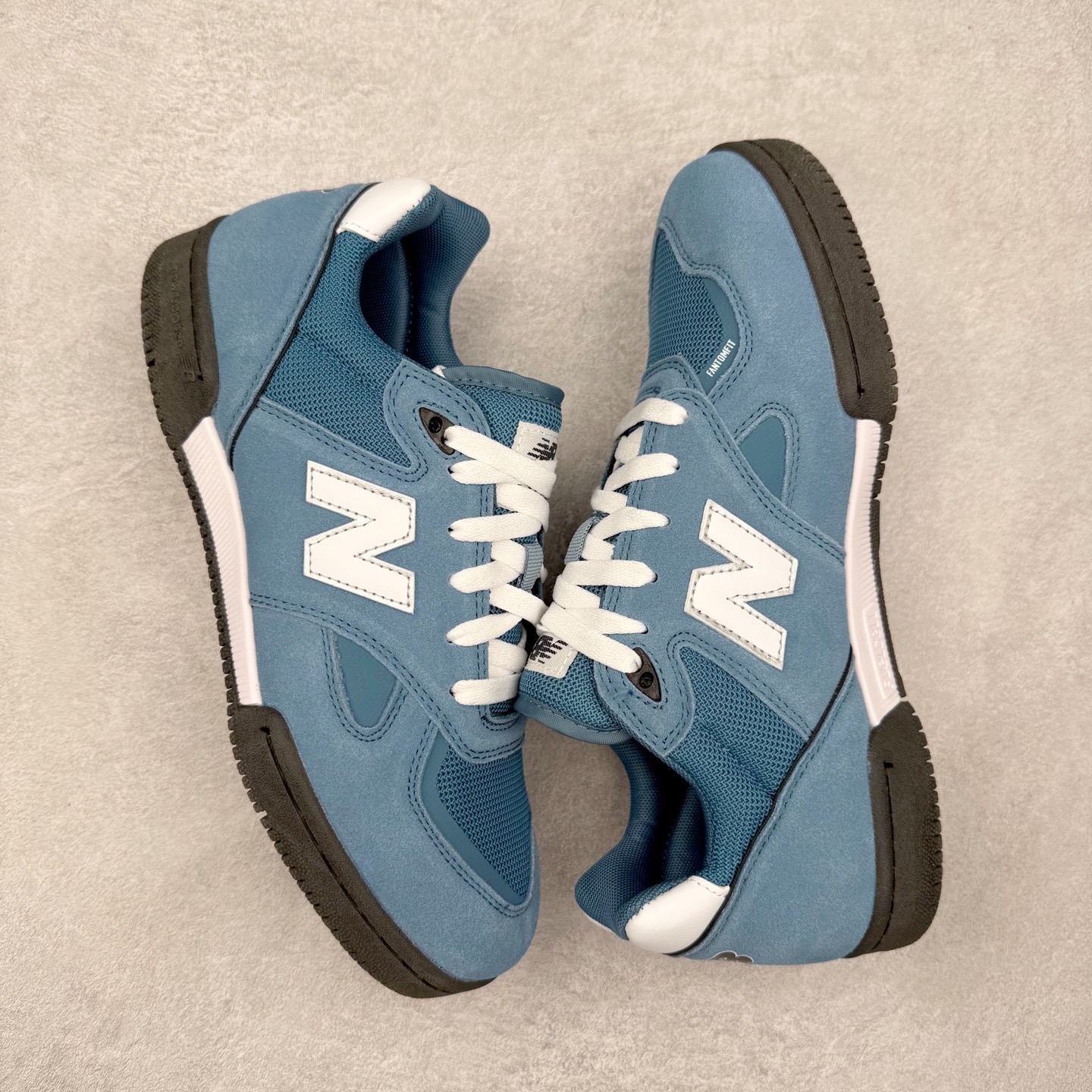 图片[3]-New Balance NB Numeric Tom Knox 600 舒适 低帮 板鞋 男女同款 实拍调校N版已经零色差零失真 百分百还原实物色彩所见即所得 不存在货不对板色差等低级问题 选购参考实物拍摄 不混卖不参货 只用心做好货严格选品 承诺混一赔十 尺码：36 36.5 37.5 38 38.5 39 40 40.5 41 42 42.5 43 44 44.5 45-选品中心