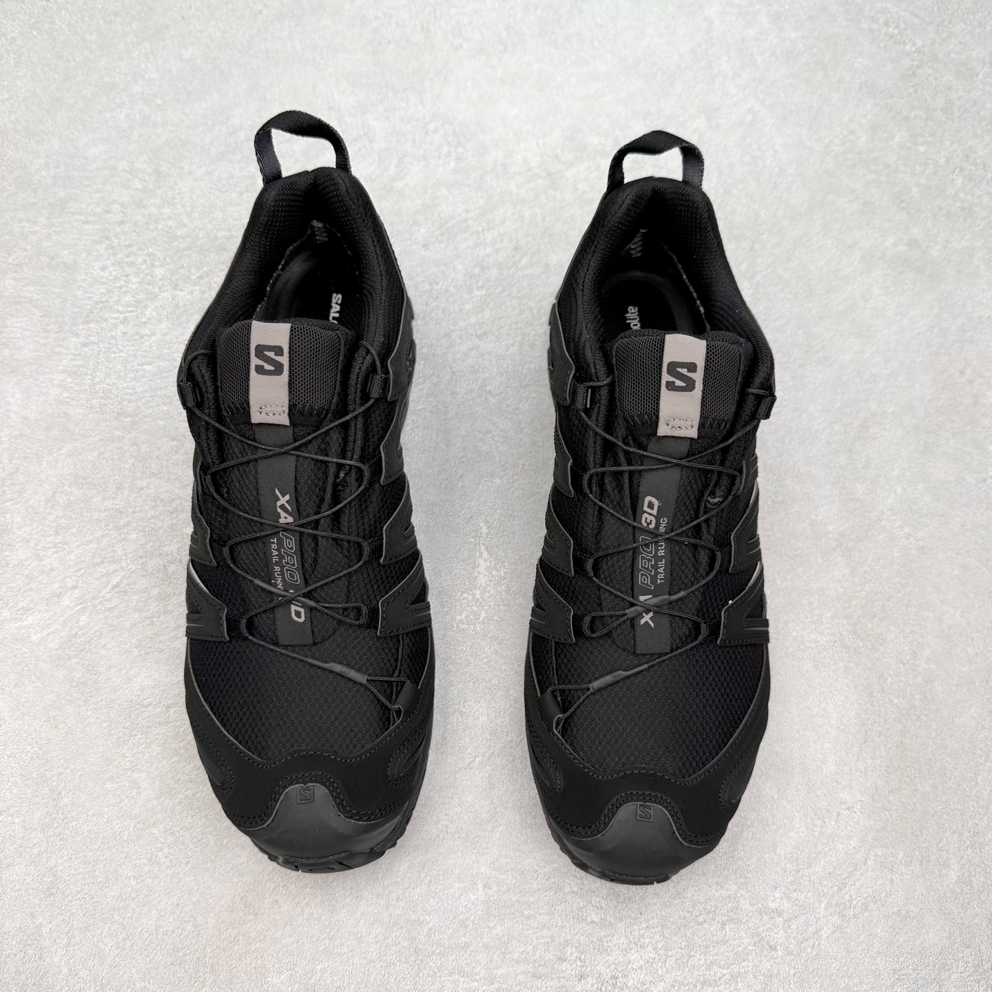 图片[2]-SALOMON XA Pro 3D ADV 萨洛蒙潮流越野机能户外功能鞋 纯原外贸平台特供订单 耗时半年巨作 全套原纸板楦头开发 原厂特供网布配套加持 确保原汁原味 完美呈现版型 原档数据独家私模五层组合大底 原装Ortholite轻量化鞋垫 中底布带钢印编号 原厂TPU锁扣 进口港宝加持 后跟自然饱满 还原公司包裹性 鞋面采用SENSIFT贴合技术 全方位贴合包裹脚型 鞋跟部鞋底牵引设计 提供强大的抓地性能 更适应野外崎岖不平的道路 其3D ADVANCED CHASSIS底盘 材料轻量大化 钉齿设计更具稳定性 防护性 鞋底易磨损区运用CONTAGRIP高耐磨材料 应对城市硬质路面长距离跑考验 尺码：36 36.5 37.5 38 38.5 39 40 40.5 41 42 42.5 43 44 44.5 45-选品中心