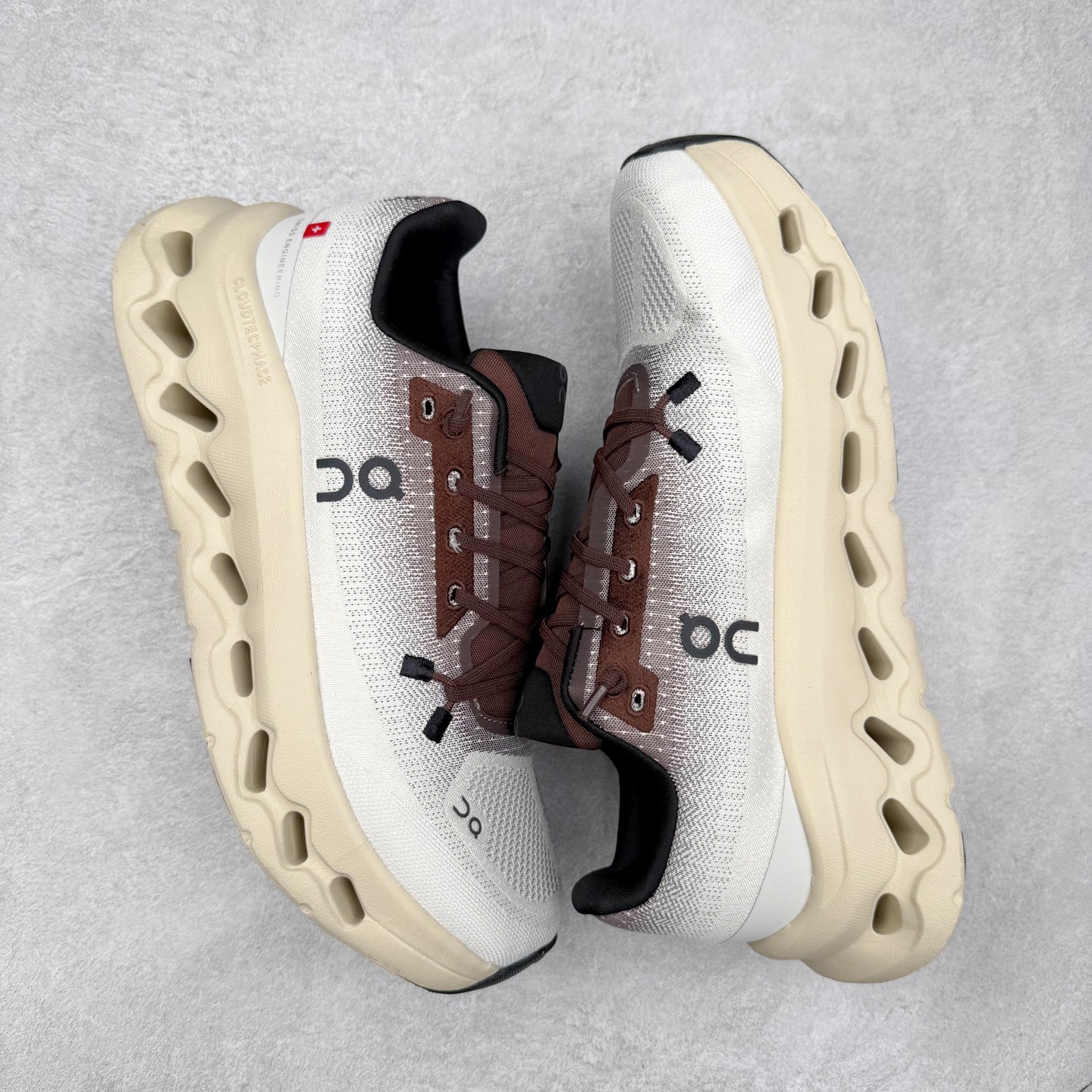 图片[3]-On昂跑 Cloudtilt 圆头系带减震耐磨低帮生活休闲鞋 此运动品牌 开创于2010年 缓震着陆、强效回弹、轻柔质感的设计构思始终是ON研制关键 与此同时基于“为全球提供革新性的跑步感受”信念 陆续推出了多款跑鞋及其以专业运动人体跑步工程学为设计关键的功能性跑步服饰设备 让跑者不费力气地畅快畅跑 尺码：36 36.5 37.5 38 38.5 39 40 40.5 41 42 42.5 43 44 44.5 45-选品中心