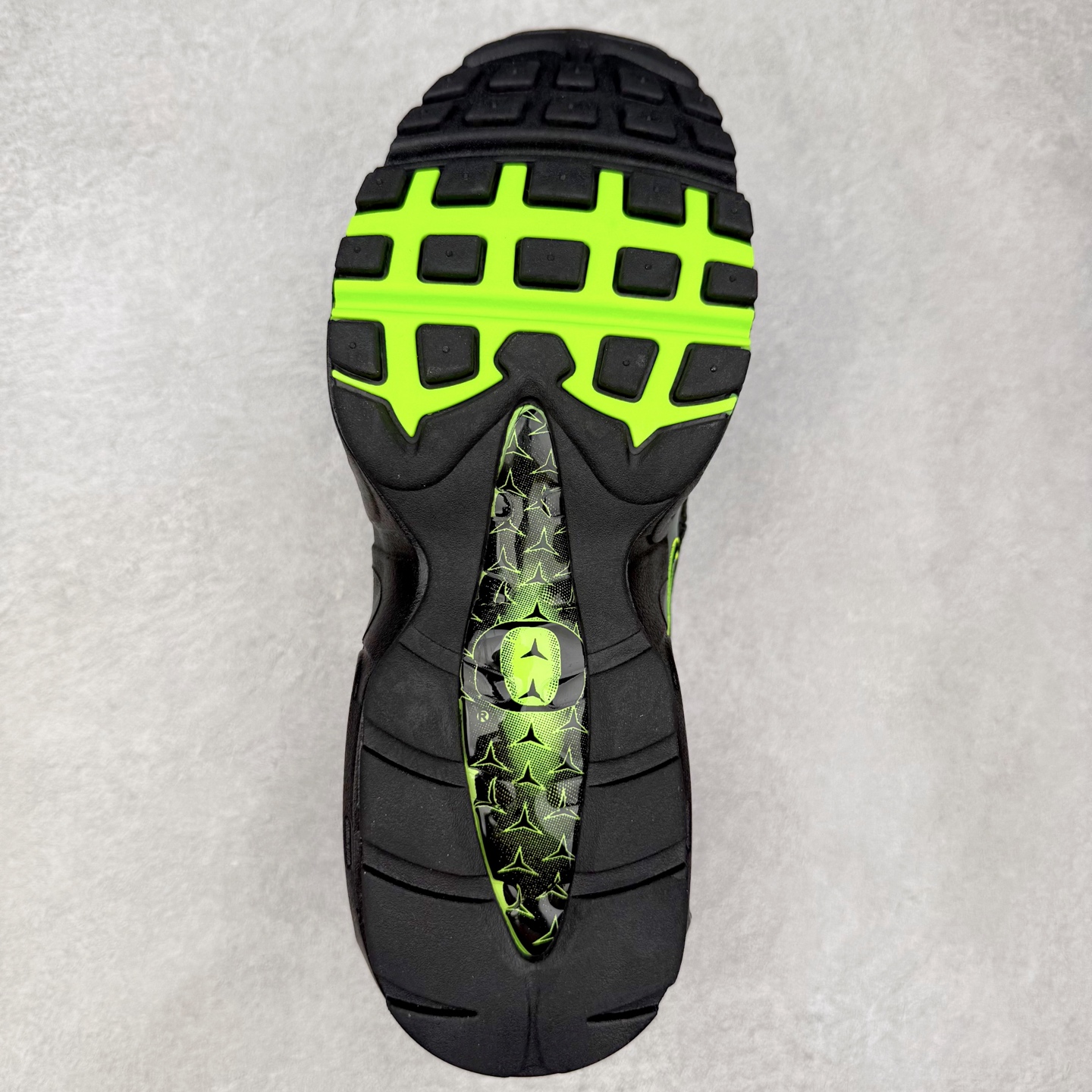 图片[9]-Division Street x NK Air Max 95/97 “Storm” PE 舒适百搭低帮气垫篮球鞋 男女同款 II1714-900 实拍调校N版已经零色差零失真 百分百还原实物色彩所见即所得 不存在货不对板色差等低级问题 选购参考实物拍摄 不混卖不参货 只用心做好货严格选品 承诺混一赔十 尺码：36 36.5 37.5 38 38.5 39 40 40.5 41 42 42.5 43 44 44.5 45-选品中心