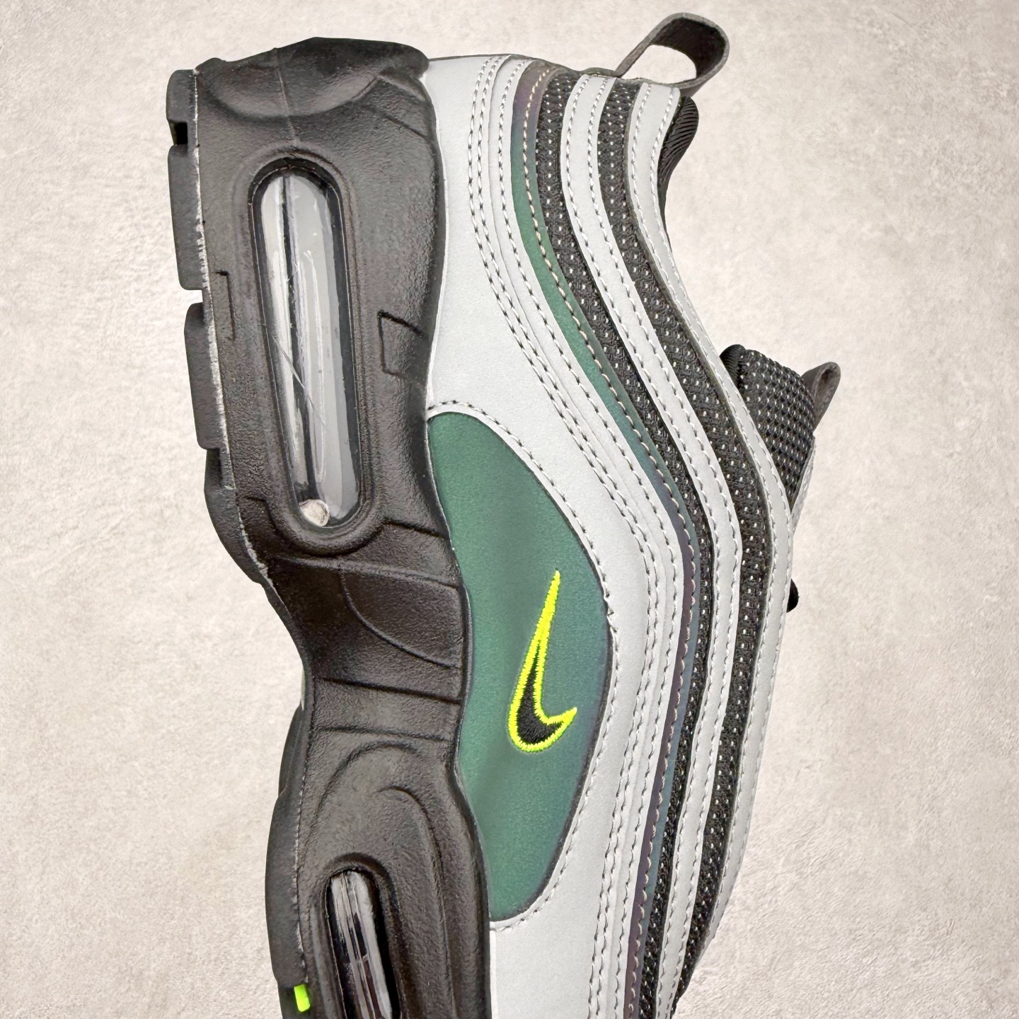 图片[6]-Division Street x NK Air Max 95/97 “Storm” PE 舒适百搭低帮气垫篮球鞋 男女同款 IM2174-001 实拍调校N版已经零色差零失真 百分百还原实物色彩所见即所得 不存在货不对板色差等低级问题 选购参考实物拍摄 不混卖不参货 只用心做好货严格选品 承诺混一赔十 尺码：36 36.5 37.5 38 38.5 39 40 40.5 41 42 42.5 43 44 44.5 45-选品中心