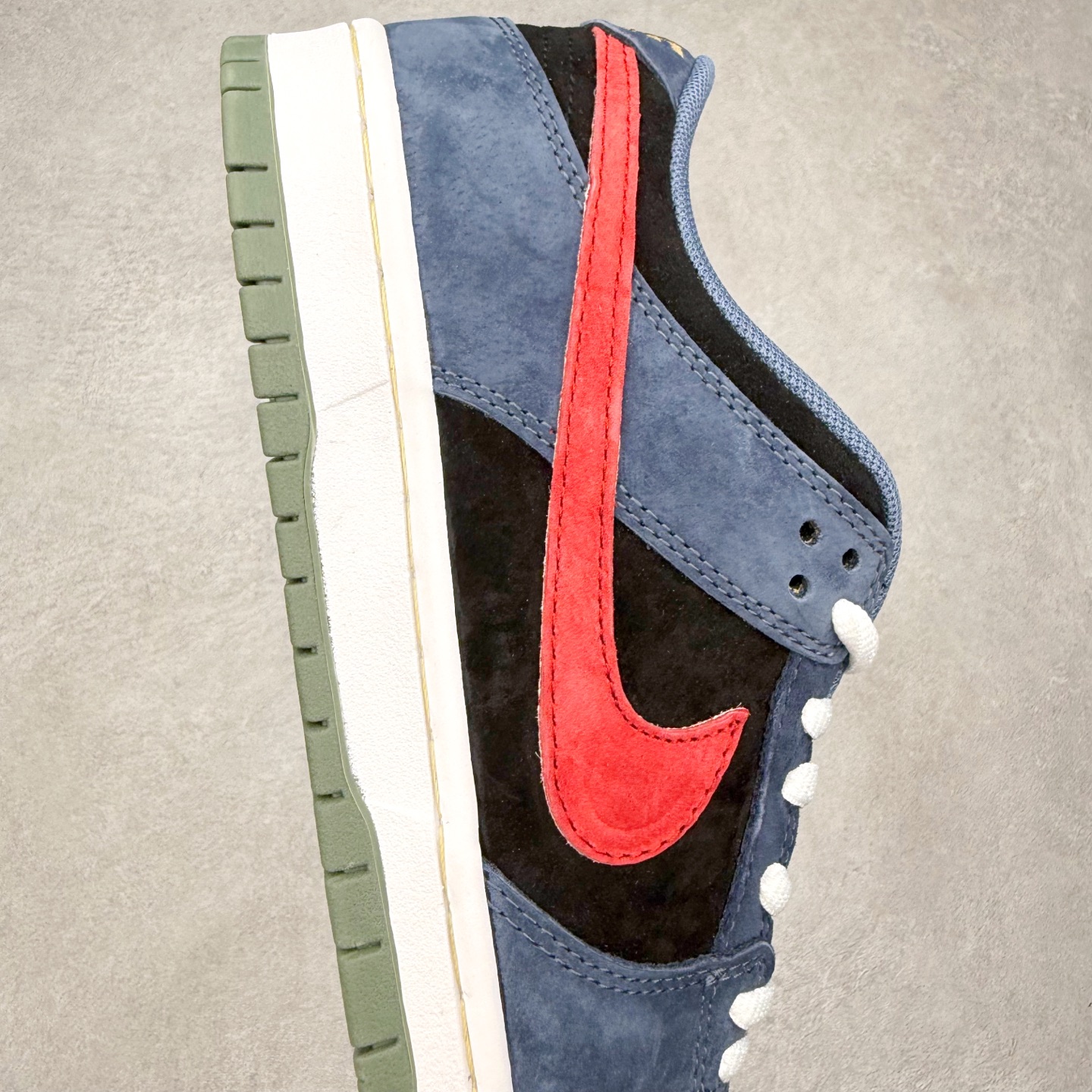 图片[6]-NK SB Dunk Low HF3063-002 极限压缩利润空间 超乎所想的高性价比 用料绝不含糊 原盒原配 正确耐磨橡胶大底 超高清洁度 全鞋零毛边皮料切割 全套原楦原模倾力打造完美版型 尺码：36 36.5 37.5 38 38.5 39 40 40.5 41 42 42.5 43 44 44.5 45 46-选品中心