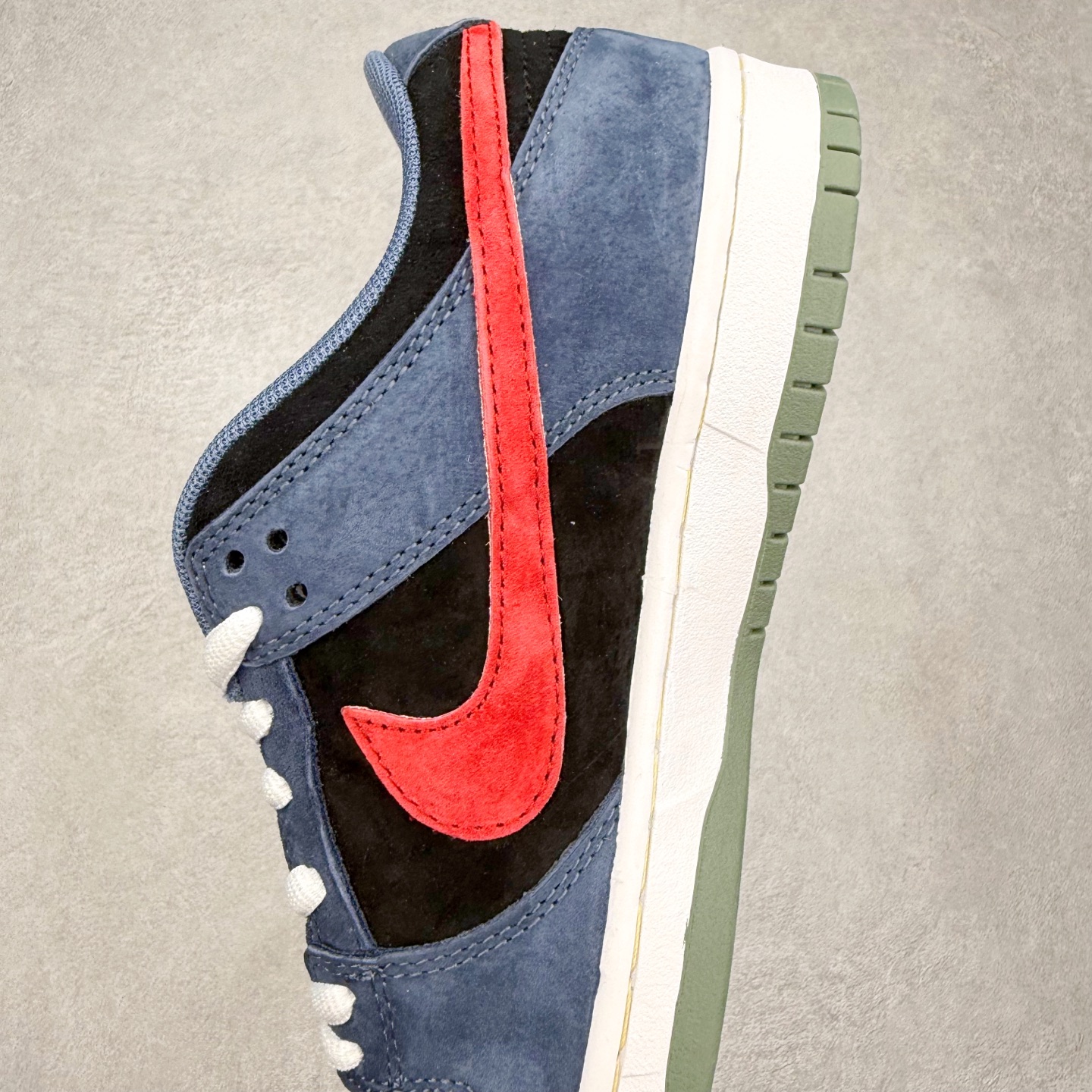 图片[7]-NK SB Dunk Low HF3063-002 极限压缩利润空间 超乎所想的高性价比 用料绝不含糊 原盒原配 正确耐磨橡胶大底 超高清洁度 全鞋零毛边皮料切割 全套原楦原模倾力打造完美版型 尺码：36 36.5 37.5 38 38.5 39 40 40.5 41 42 42.5 43 44 44.5 45 46-选品中心