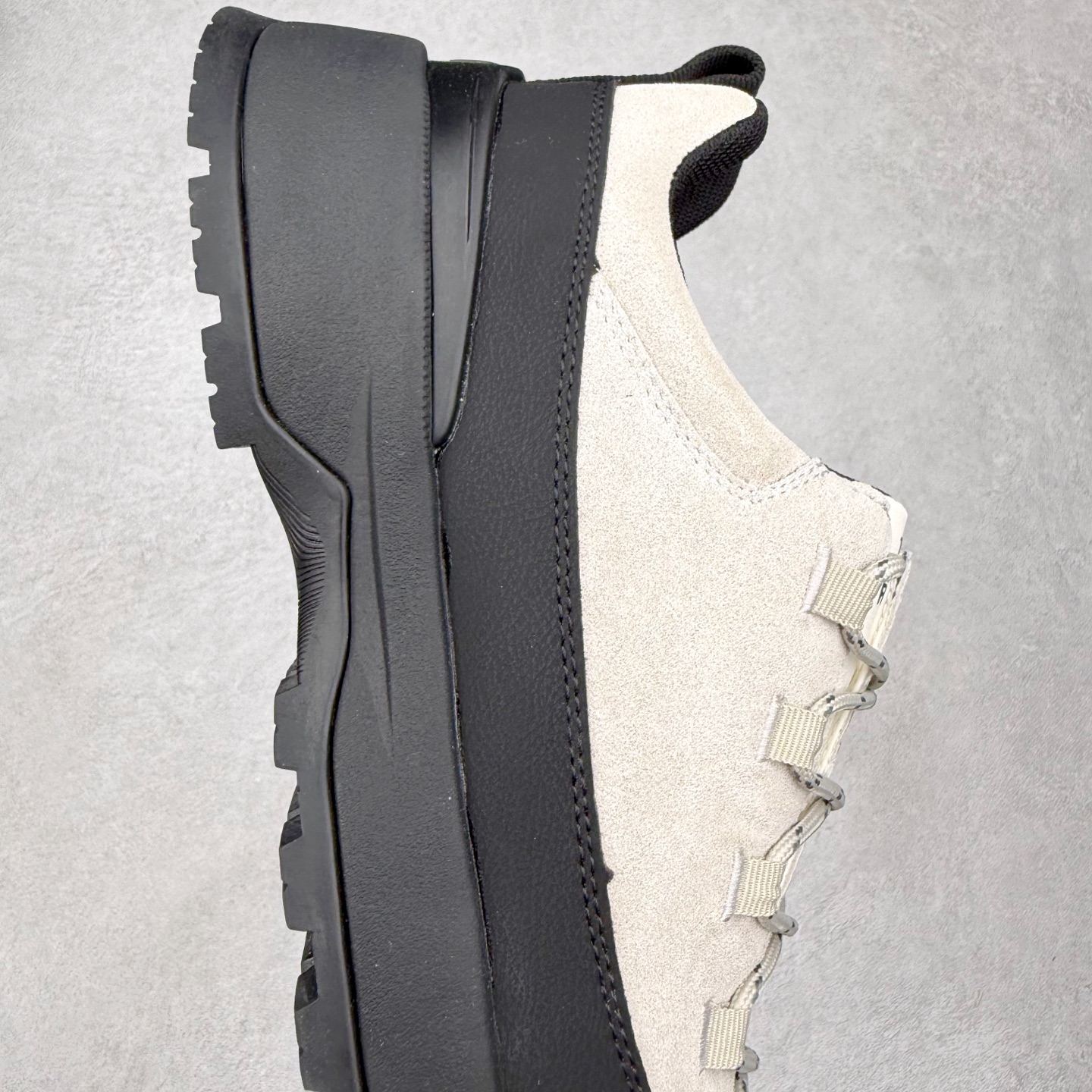 图片[6]-THE NORTH FACE GLENCLYFFE 北面格伦斯尼斯系列低帮机能户外风徒步登山运动训练鞋 舒适百搭织物低帮休闲城市通勤跑步鞋 原楦型开发纸版 采用防剐蹭复合麂皮组合模塑鞋头橡胶片鞋面材质 中底嵌入EVA缓震组合耐磨锯齿耐磨橡胶大底 尺码：37 38 38.5 39 40 40.5 41 42 42.5 43 44 44.5 45-选品中心