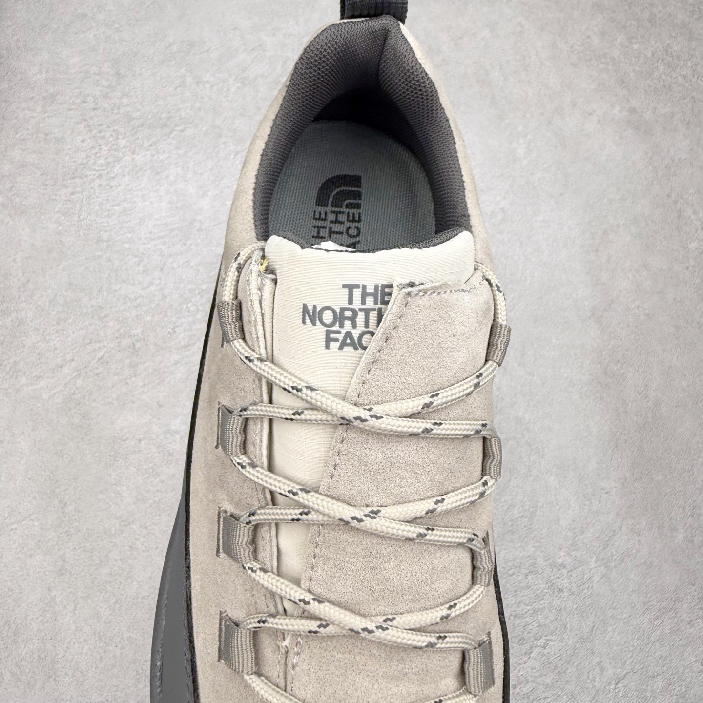 图片[5]-THE NORTH FACE GLENCLYFFE 北面格伦斯尼斯系列低帮机能户外风徒步登山运动训练鞋 舒适百搭织物低帮休闲城市通勤跑步鞋 原楦型开发纸版 采用防剐蹭复合麂皮组合模塑鞋头橡胶片鞋面材质 中底嵌入EVA缓震组合耐磨锯齿耐磨橡胶大底 尺码：37 38 38.5 39 40 40.5 41 42 42.5 43 44 44.5 45-选品中心