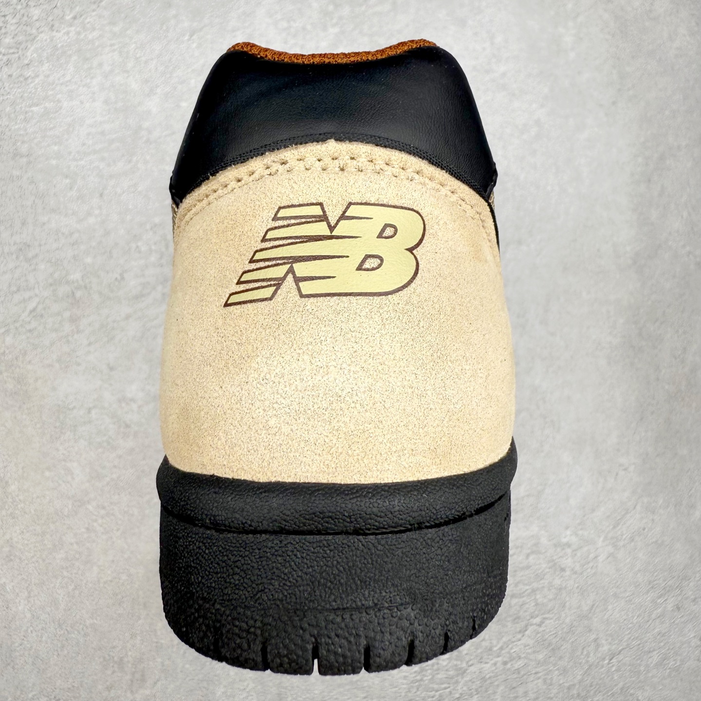 图片[8]-New Balance NB Numeric Tom Knox 600 舒适 低帮 板鞋 男女同款 实拍调校N版已经零色差零失真 百分百还原实物色彩所见即所得 不存在货不对板色差等低级问题 选购参考实物拍摄 不混卖不参货 只用心做好货严格选品 承诺混一赔十 尺码：36 36.5 37.5 38 38.5 39 40 40.5 41 42 42.5 43 44 44.5 45-选品中心