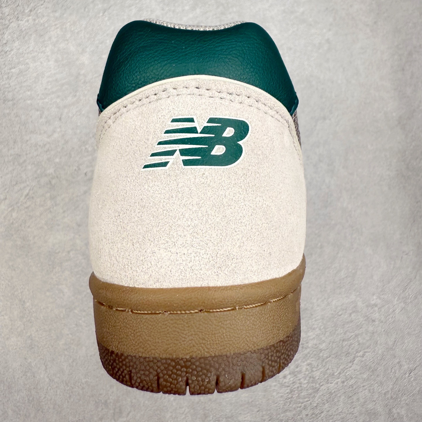 图片[8]-New Balance NB Numeric Tom Knox 600 舒适 低帮 板鞋 男女同款 实拍调校N版已经零色差零失真 百分百还原实物色彩所见即所得 不存在货不对板色差等低级问题 选购参考实物拍摄 不混卖不参货 只用心做好货严格选品 承诺混一赔十 尺码：36 36.5 37.5 38 38.5 39 40 40.5 41 42 42.5 43 44 44.5 45-选品中心