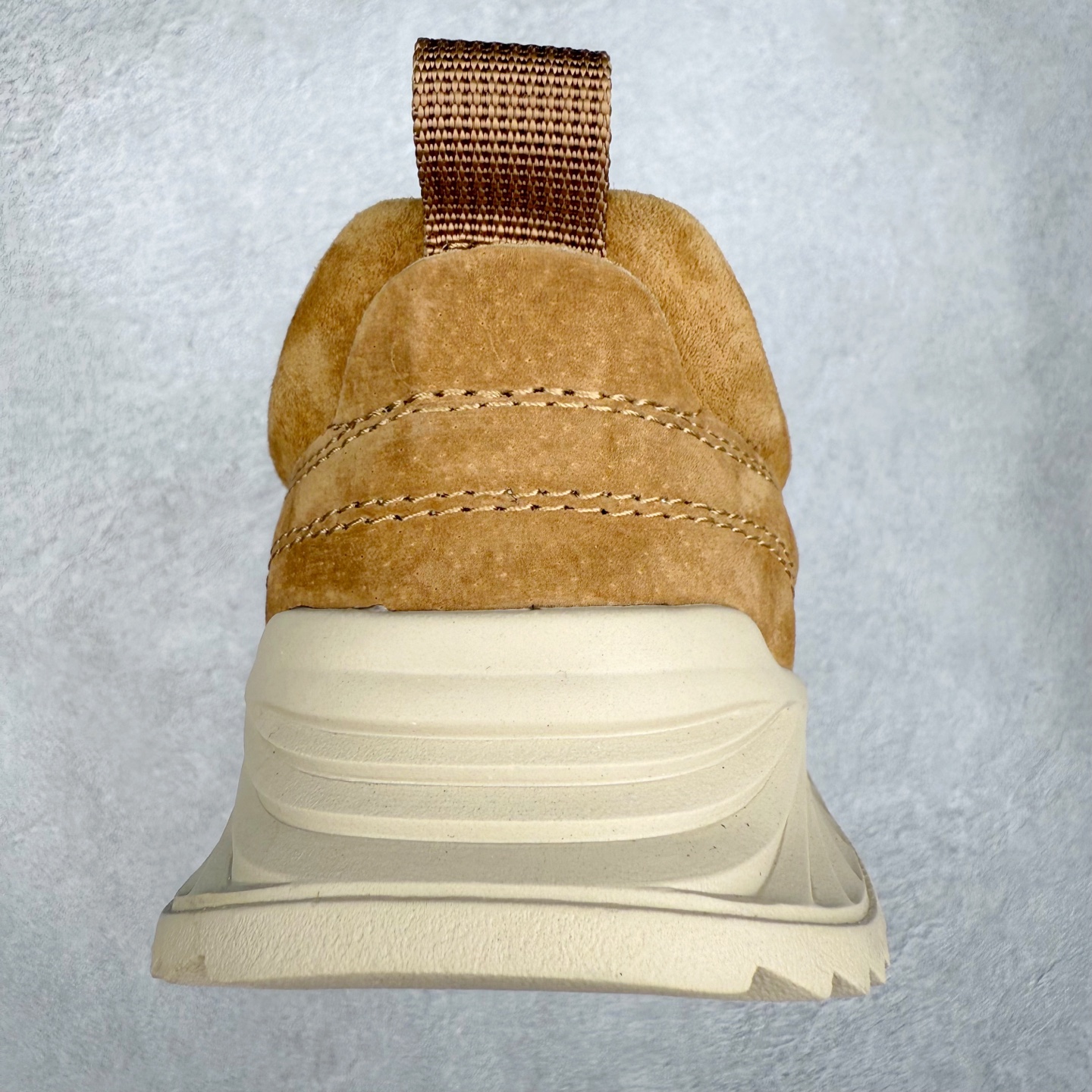 图片[8]-CAT/卡特 硬汉推土机品牌 Tramp Hike Low 户外休闲低帮男鞋 广东中山代工厂原产楦型 台产耐磨麂皮材质# 手工缝线固特异缝制工艺# 轻量柔韧橡胶防滑大底# 正确原盒包装吊牌# 完全还原ZP工艺❗徒步旅行者百搭休闲旅游休闲鞋 全套官网统一包装 今年冬季防寒户外专用 日常随意搭配 型男必备 尺码：39 40 41 42 43 44-选品中心