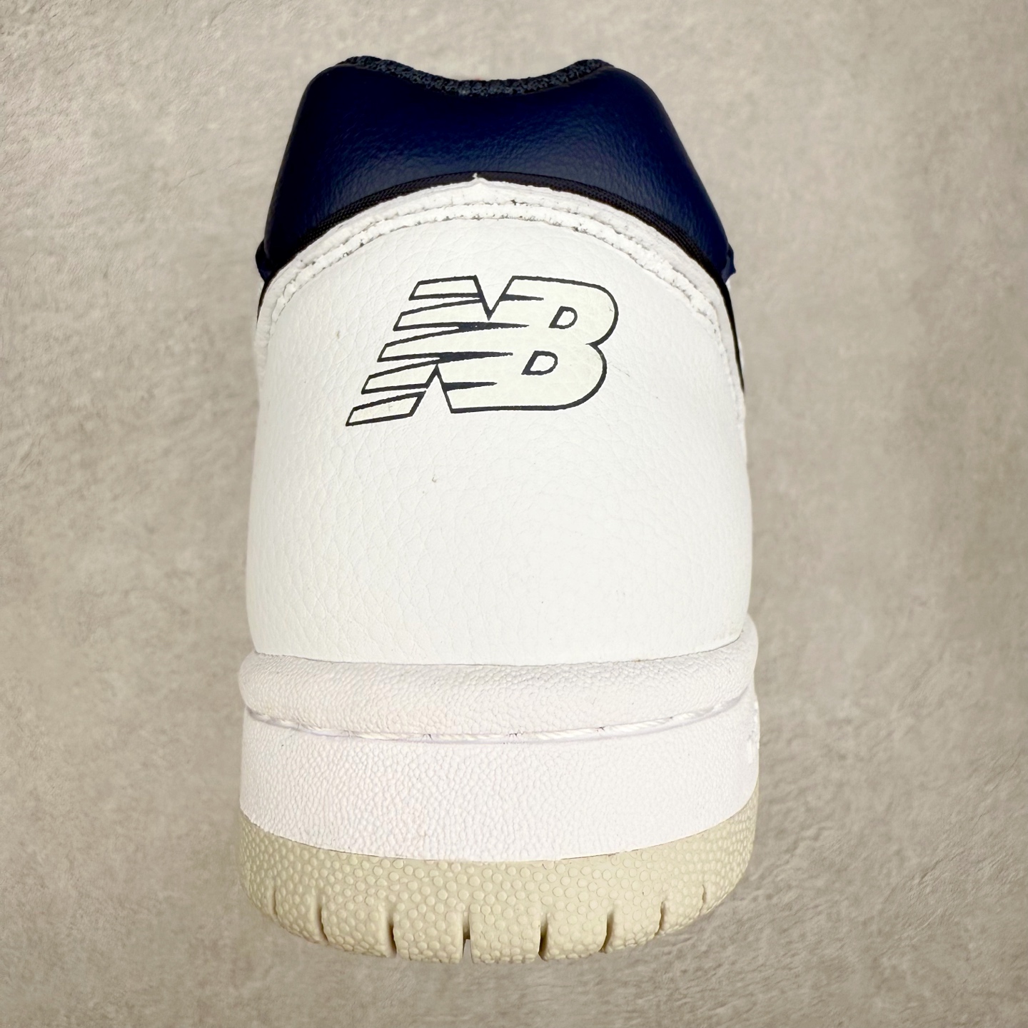 图片[8]-New Balance NB Numeric Tom Knox 600 舒适 低帮 板鞋 男女同款 实拍调校N版已经零色差零失真 百分百还原实物色彩所见即所得 不存在货不对板色差等低级问题 选购参考实物拍摄 不混卖不参货 只用心做好货严格选品 承诺混一赔十 尺码：36 36.5 37.5 38 38.5 39 40 40.5 41 42 42.5 43 44 44.5 45-选品中心