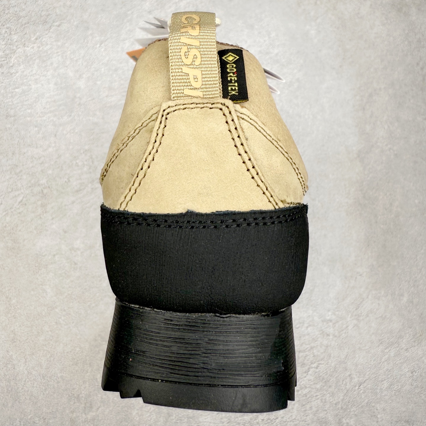 图片[8]-CRISPI Monaco 摩纳哥 GTX 登山耐磨防水中帮 户外功能鞋 CRISPI是一款登山鞋品牌，公司依靠的是对于制鞋与传统工艺从未抹灭的热情与热爱。时不时都在回顾与反思一路走过的路并且朝向新目标前进，这也是一直坚信着获得成功的关键。在未来的道路上将会不断重复温故与知新，永无止境的继续成长下去。CRISPI一直坚信着，必须充分了解客户的需求，保持着对于客户需求的前瞻性才能提供给客户“舒适零磨合”、耐用的鞋靴。CRISPI的研发团队与制鞋工匠每天密切合作，在传统制鞋工艺中融入创新的解决方案，为客户提供穿着体验。尺码：36 37 38 39 40 41 42 43 44 45-选品中心