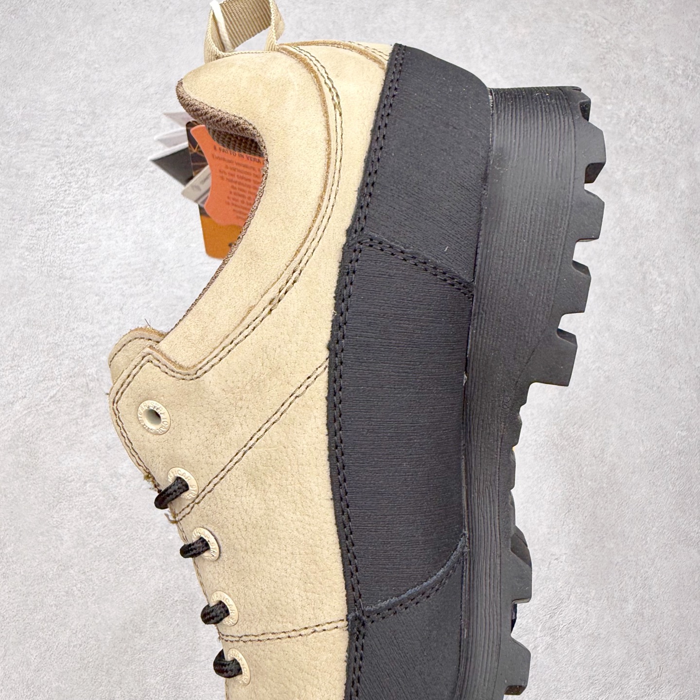 图片[7]-CRISPI Monaco 摩纳哥 GTX 登山耐磨防水中帮 户外功能鞋 CRISPI是一款登山鞋品牌，公司依靠的是对于制鞋与传统工艺从未抹灭的热情与热爱。时不时都在回顾与反思一路走过的路并且朝向新目标前进，这也是一直坚信着获得成功的关键。在未来的道路上将会不断重复温故与知新，永无止境的继续成长下去。CRISPI一直坚信着，必须充分了解客户的需求，保持着对于客户需求的前瞻性才能提供给客户“舒适零磨合”、耐用的鞋靴。CRISPI的研发团队与制鞋工匠每天密切合作，在传统制鞋工艺中融入创新的解决方案，为客户提供穿着体验。尺码：36 37 38 39 40 41 42 43 44 45-选品中心